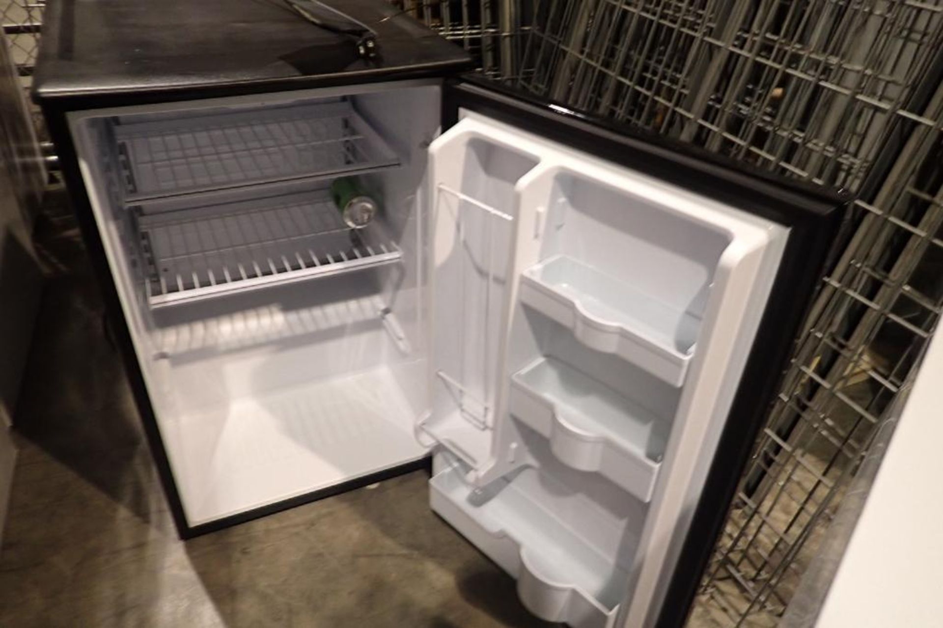 Danby mini refrigerator - Image 3 of 7