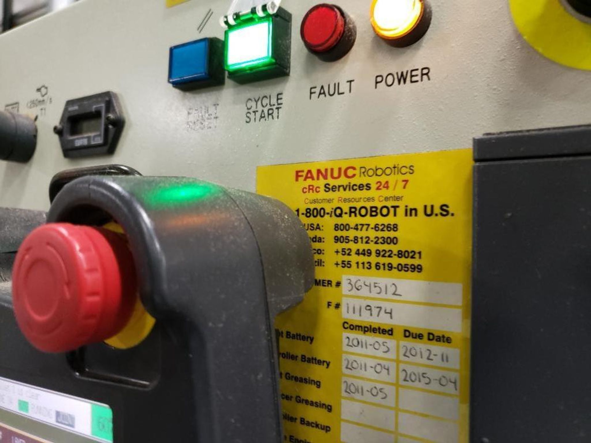 Fanuc palletizer and conveyor system {Located in Darien, WI} - Image 4 of 13