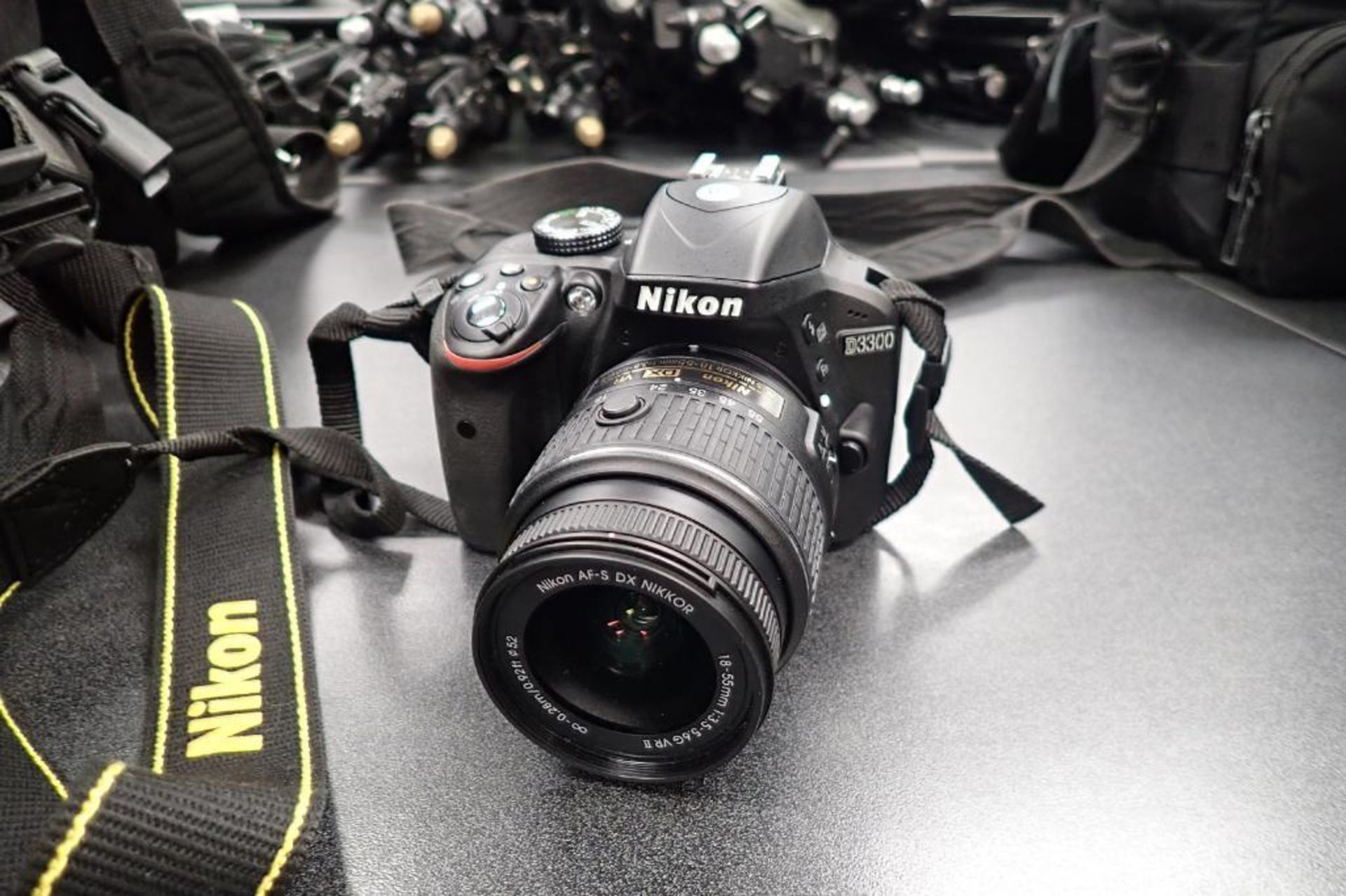 Nikon D3300 professional camera with case - Image 2 of 7