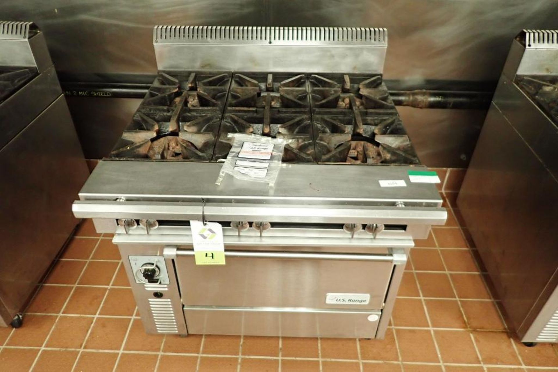 US Range six burner standard oven, Model C836-6, natural gas, 36 in. wide x 39 in. deep x 41 in. tal