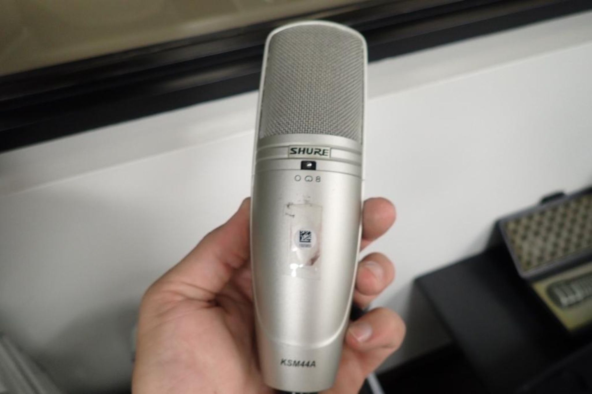 Shure microphone, Model KSM44A, with hard case - Image 6 of 7