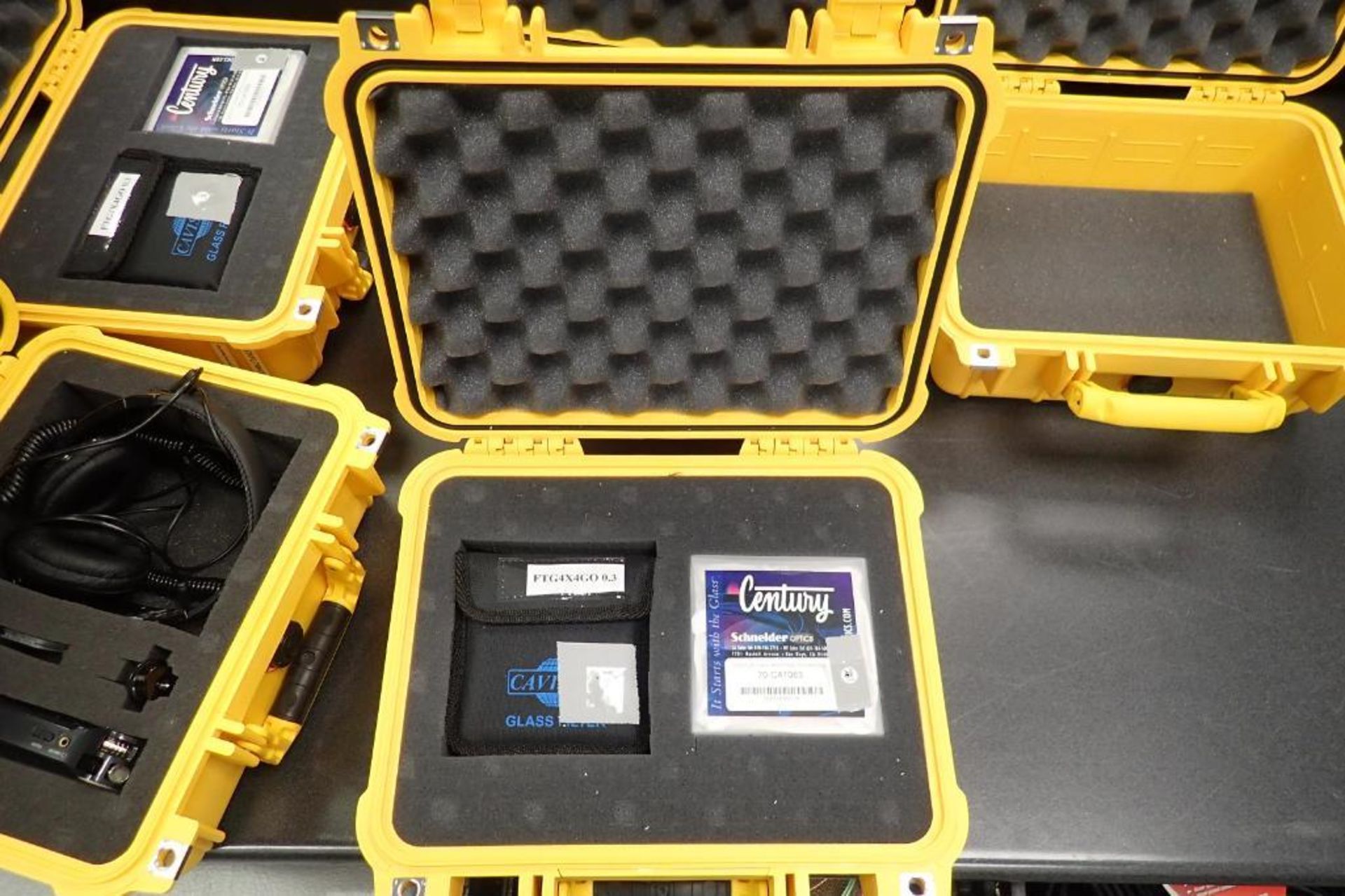 Pelican 1400 case with misc. audio video accessories - Image 2 of 14