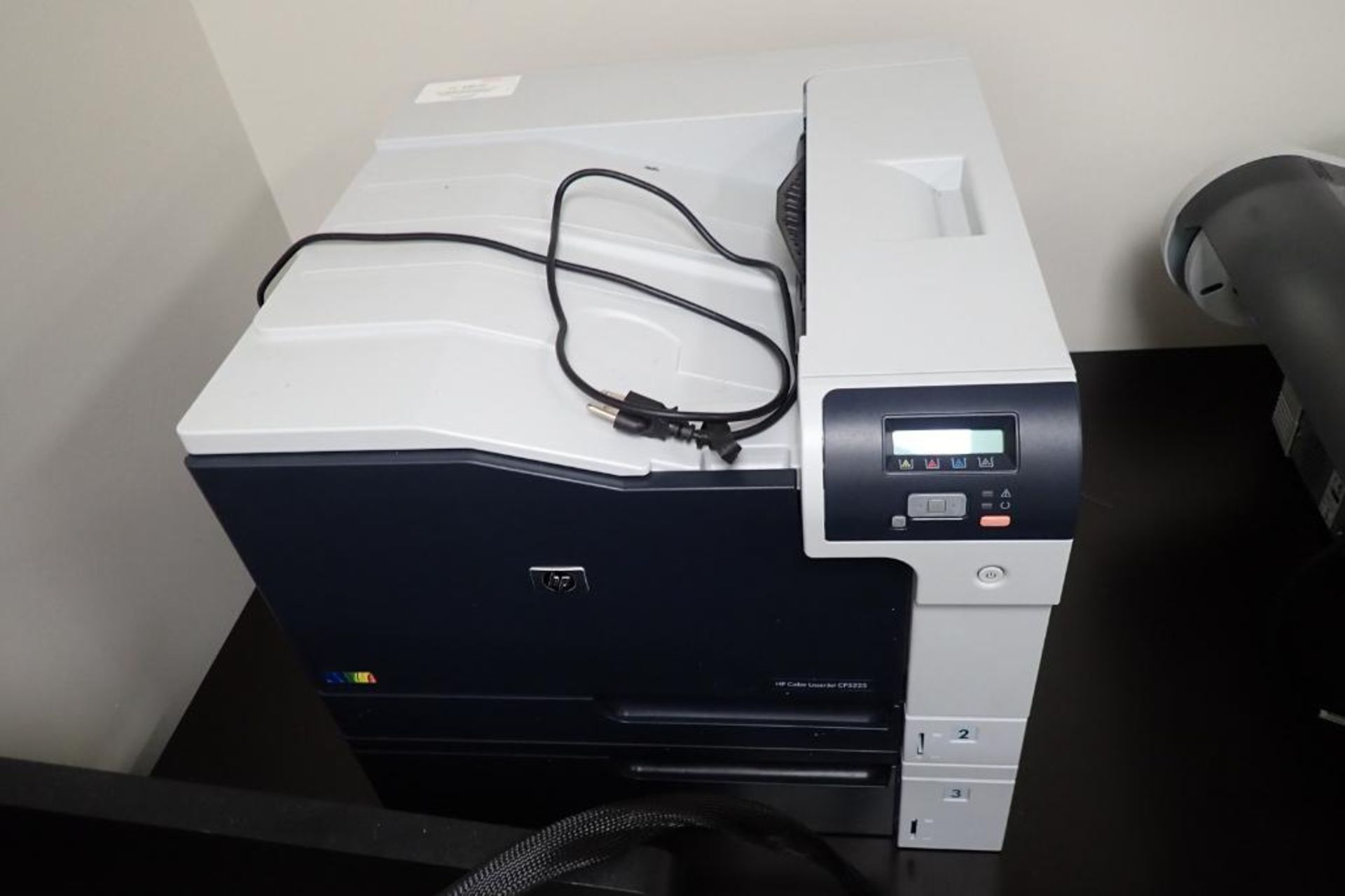 HP color laser jet printer, Model CP5225 - Image 2 of 7
