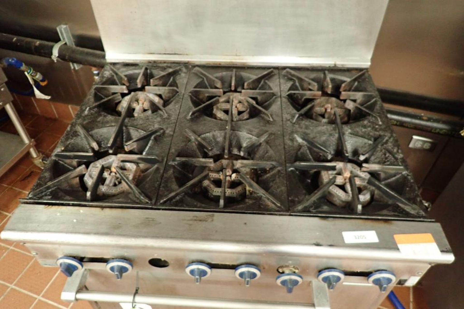 US Range six burner standard oven, Model PX-6-26CP, natural gas, 36 in. wide x 33 in. deep x 60 in t - Image 3 of 6