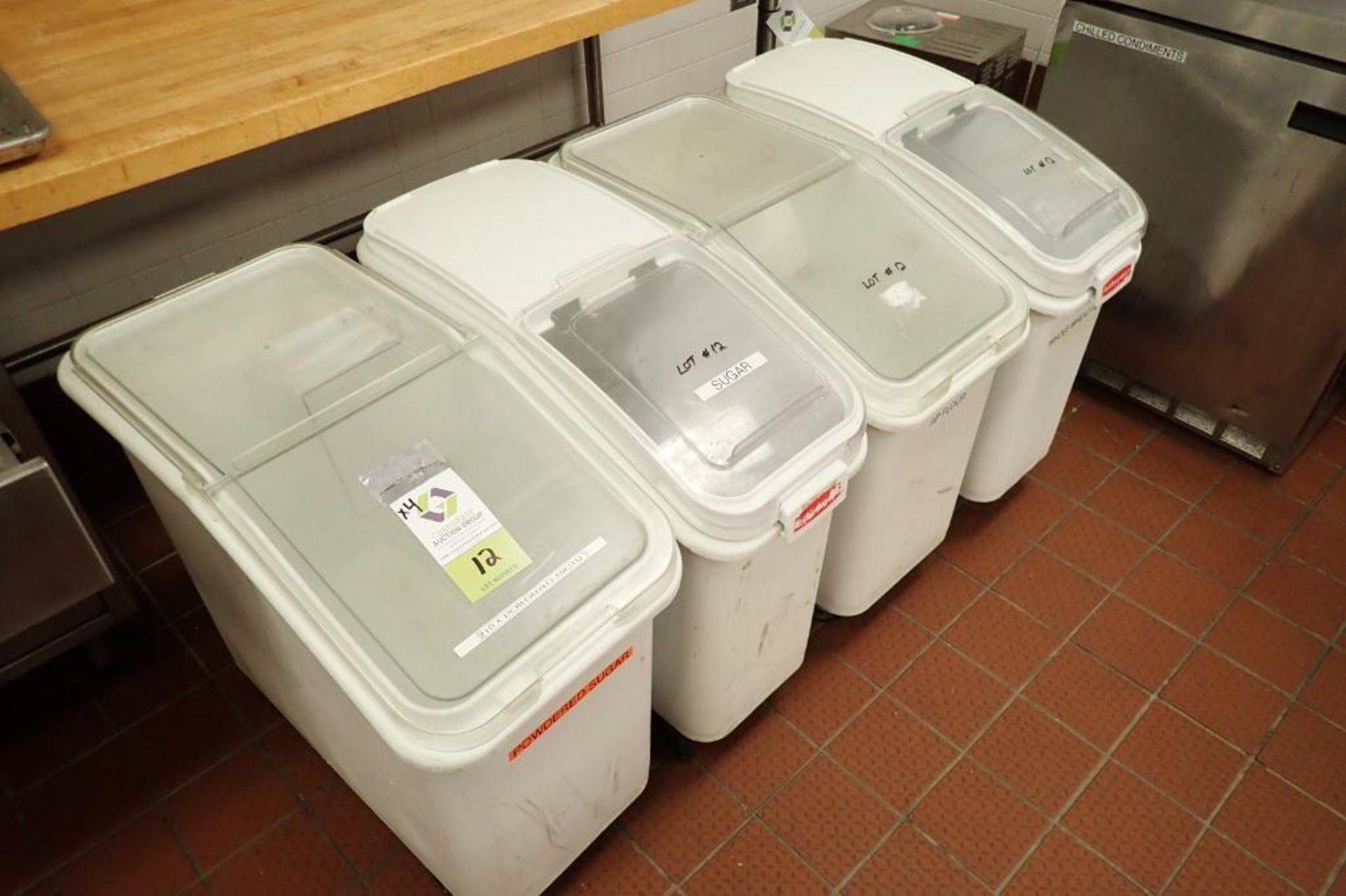 Rubbermaid plastic ingredient bins, 30 in. long x 15 in. wide x 28 in. tall, on casters - Image 2 of 4