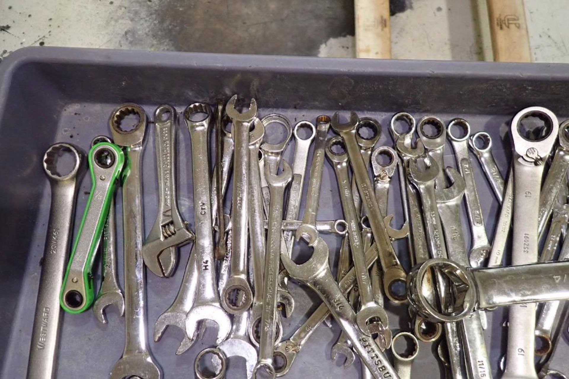 Lot of assorted wrenches, standard and metric, with Rubbermaid cart - ** Rigging Fee: $ 25 ** - Image 5 of 6