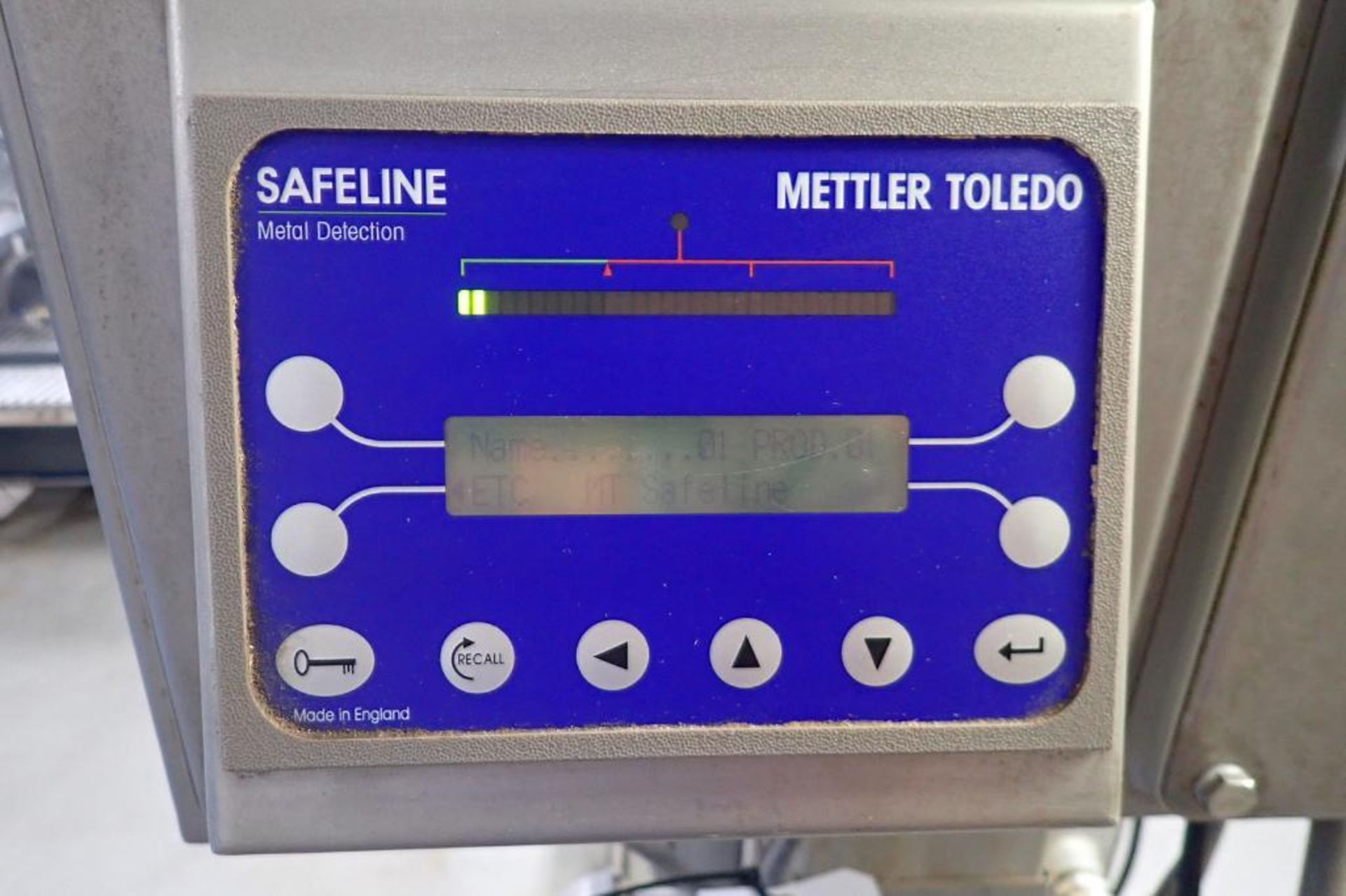 Safeline Mettler Toledo flow through metal detector, Model V3, SN 109390, 6 in. dia aperture - ** Ri - Image 5 of 6