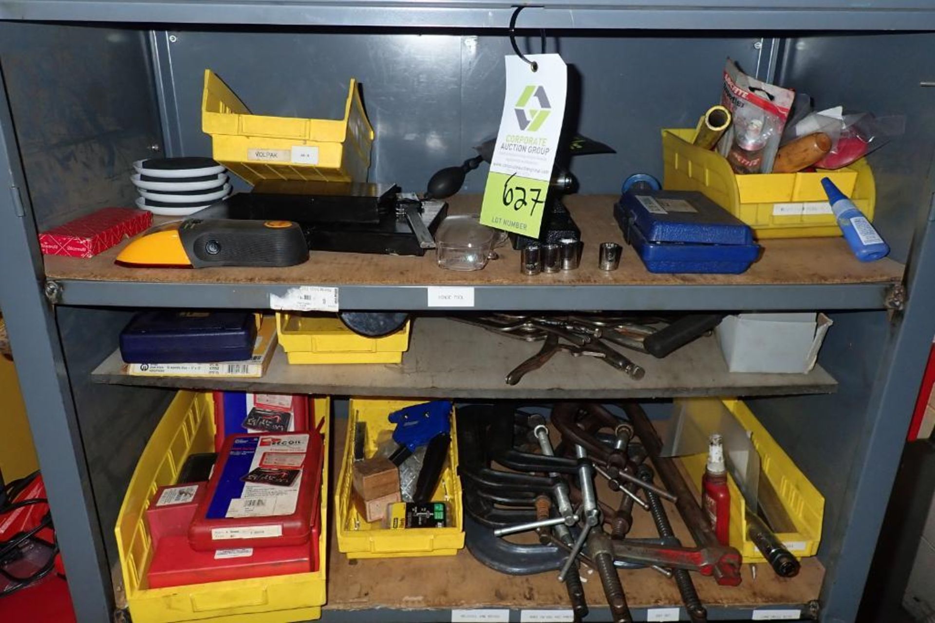 Contents of shelf, pulley pullers, C-clamps, shafts and dies - ** Rigging Fee: $ 100 ** - Image 2 of 7