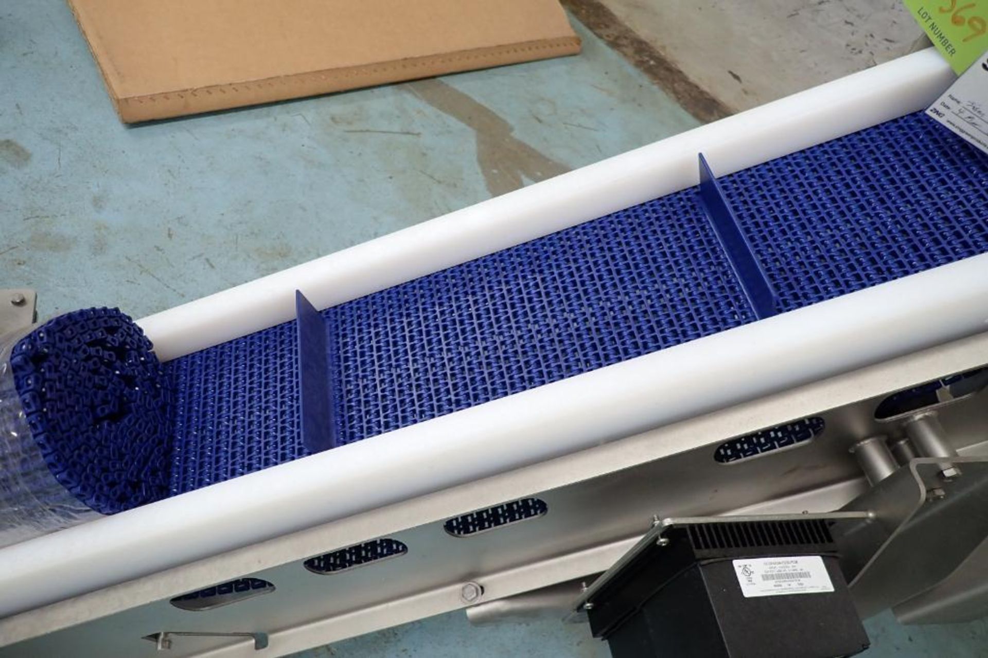 Incline conveyor, 72 in. long x 8 in. wide x 12 in. infeed x 36 in. discharge, blue interlock cleate - Image 5 of 7