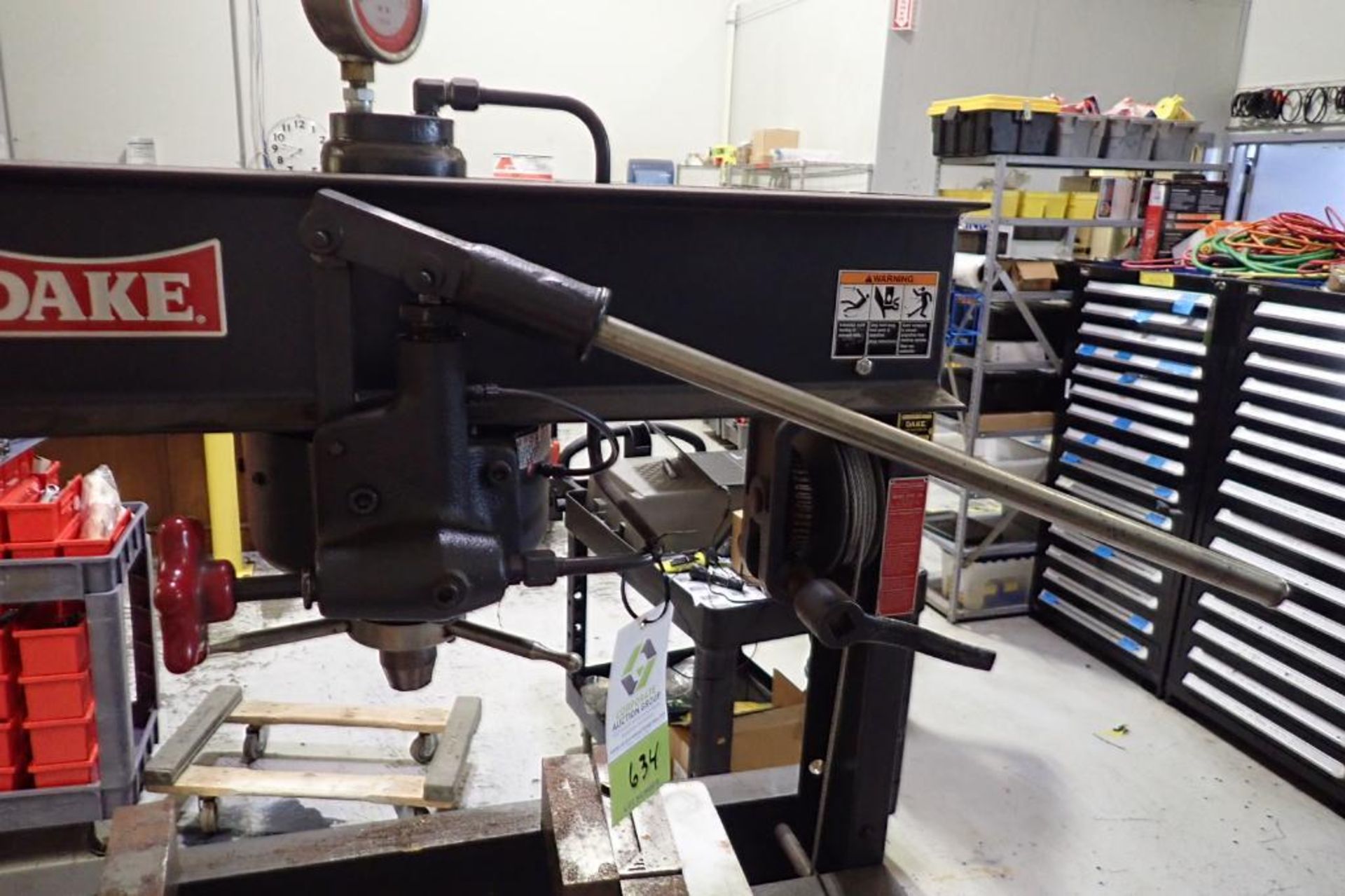 Dake hydraulic hand press, Model 907001, SN 1336394, made in the USA - ** Rigging Fee: $ 75 ** - Image 7 of 9