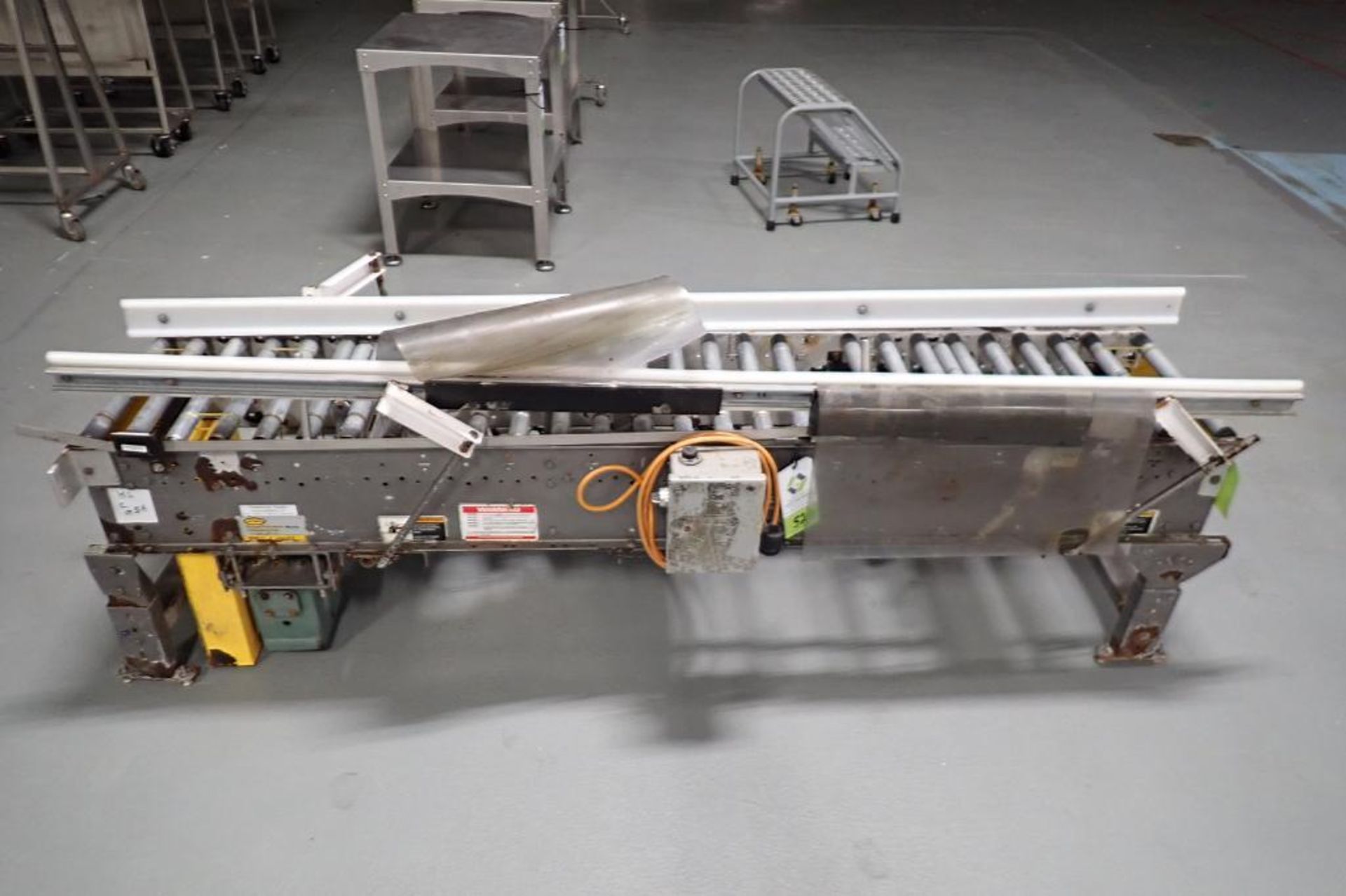 Hytrol powered roller conveyor, 84 in. long x 15 in. wide x 24 in. tall - ** Rigging Fee: $ 50 **