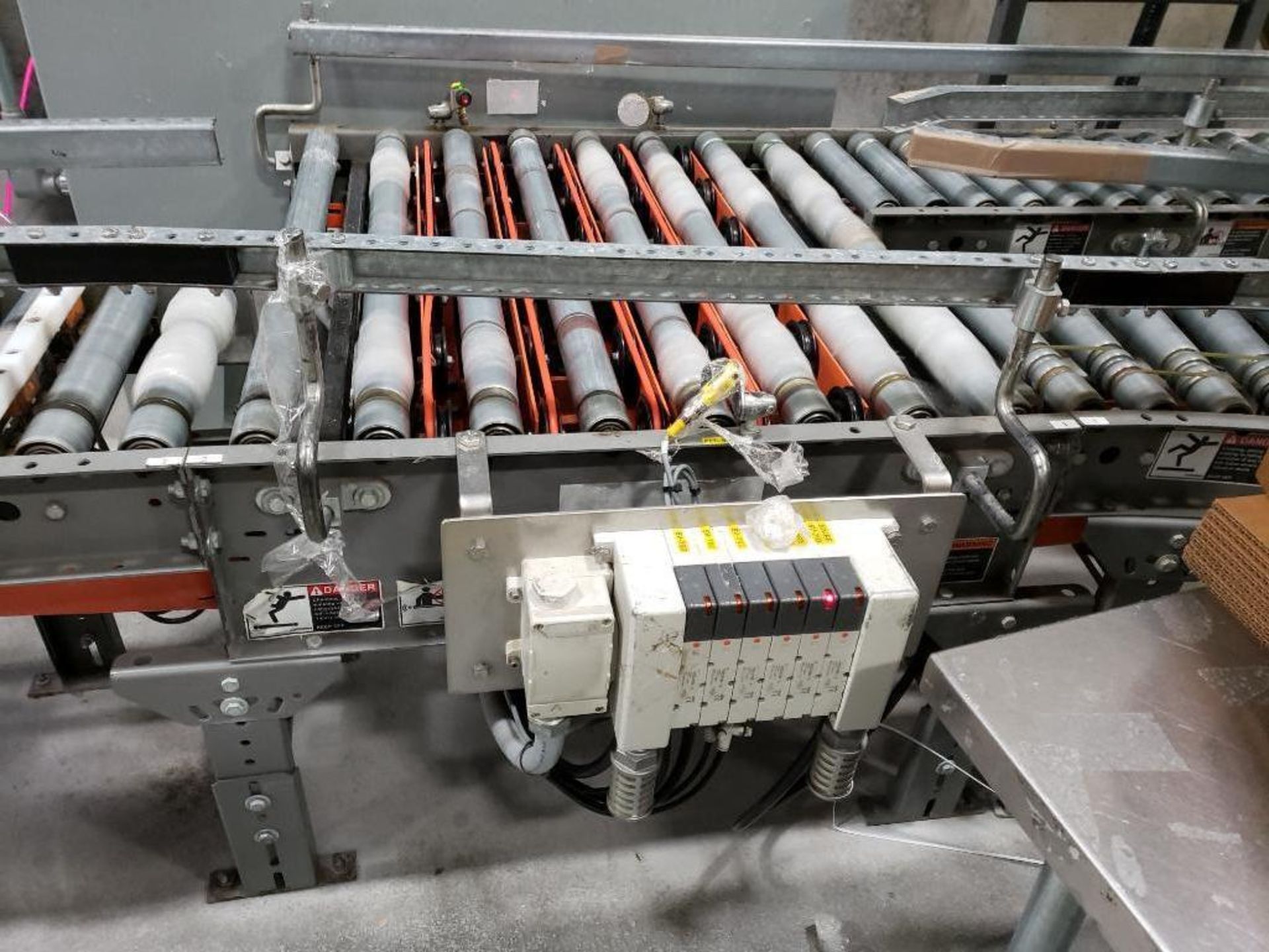 Powered roller conveyor - Image 6 of 6