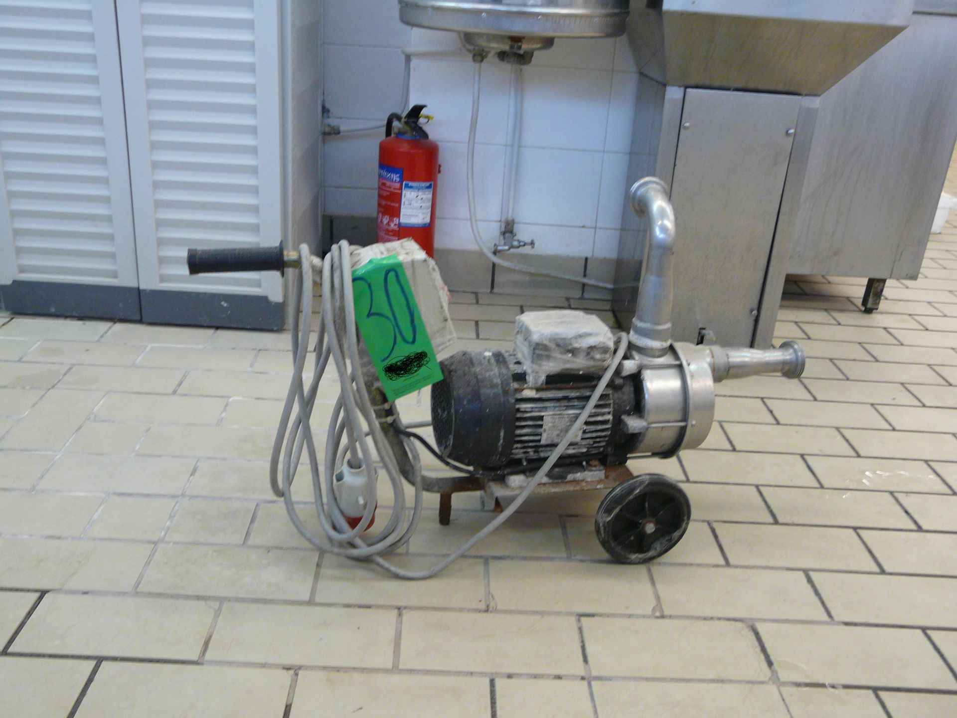 TELLARINI Reception Pump on Wheels and start/stop controls - Image 2 of 3