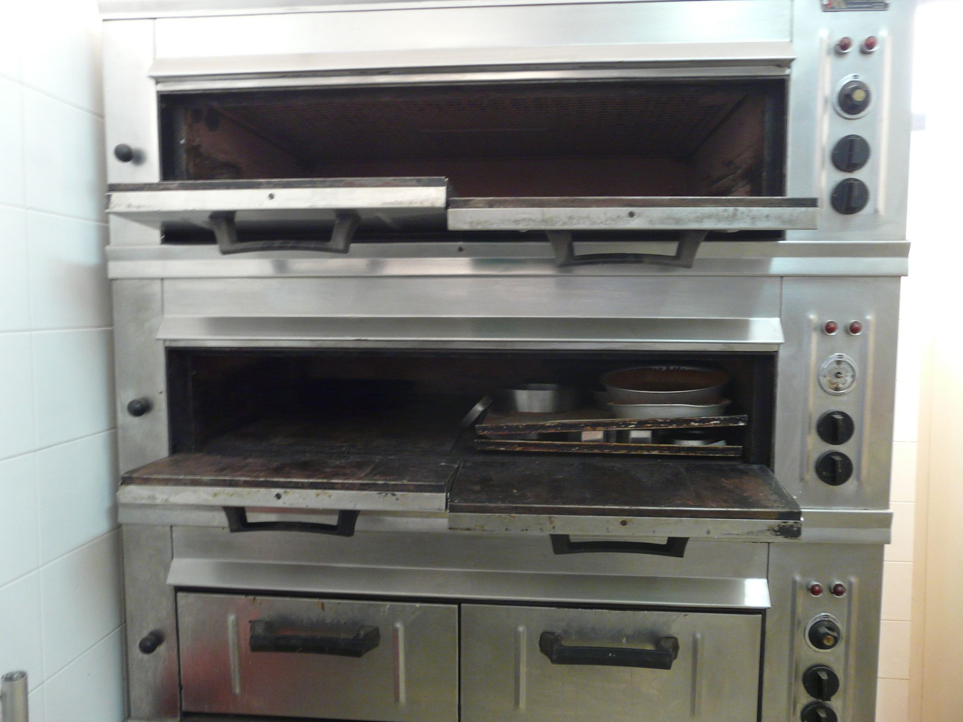 AMANK 3 story double oven with shelves and plates heat resistance stone , 140x98x210 - Image 3 of 4