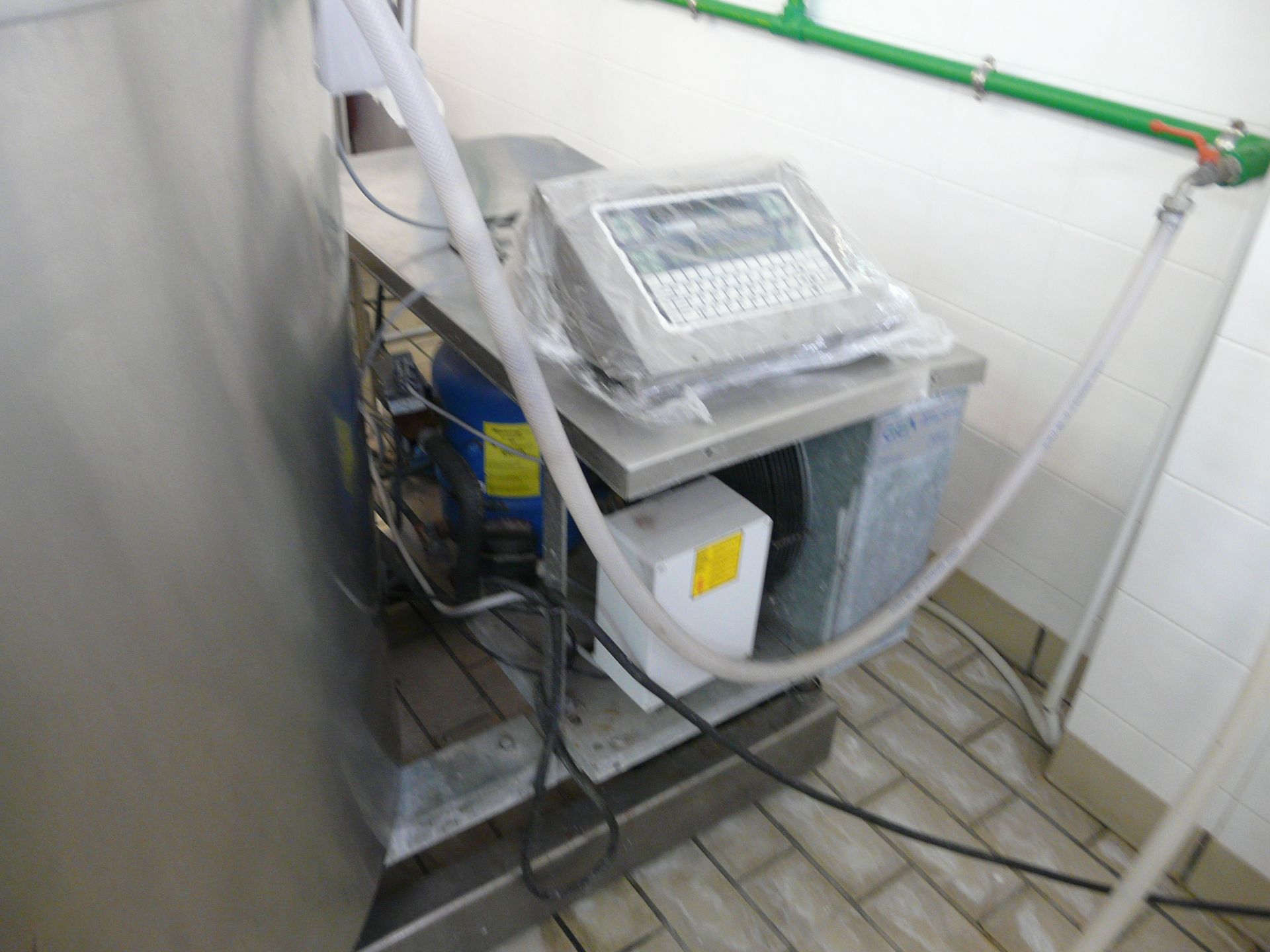 Mixing/Cooling Tank for Ice Cream 1020L with agitator, Type WEDHOLMS,Self contained Freon - Image 3 of 4