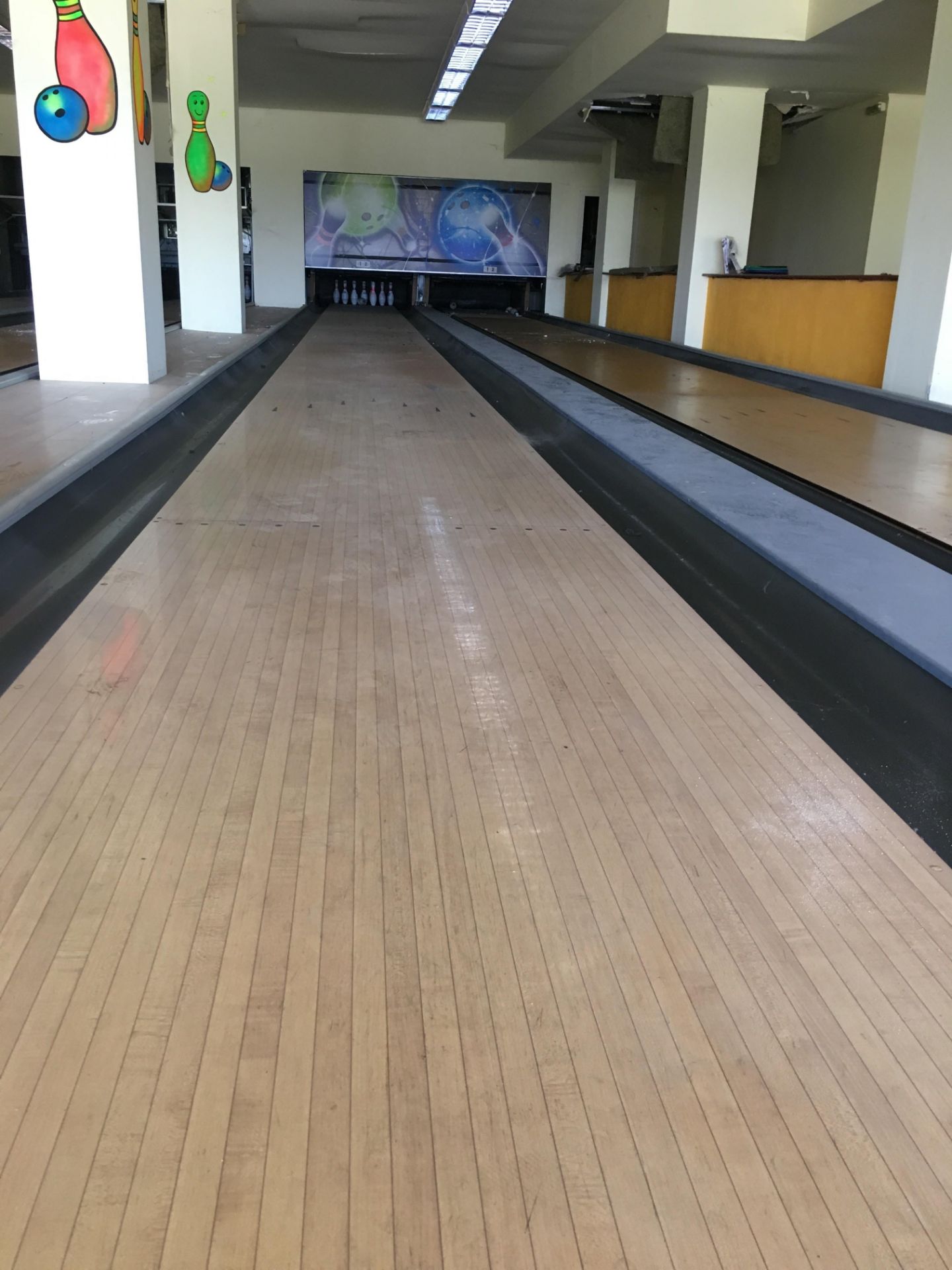 Complete Bowling Facility 4 Lanes Brunswick ( Building Not for Sale) - Image 21 of 86