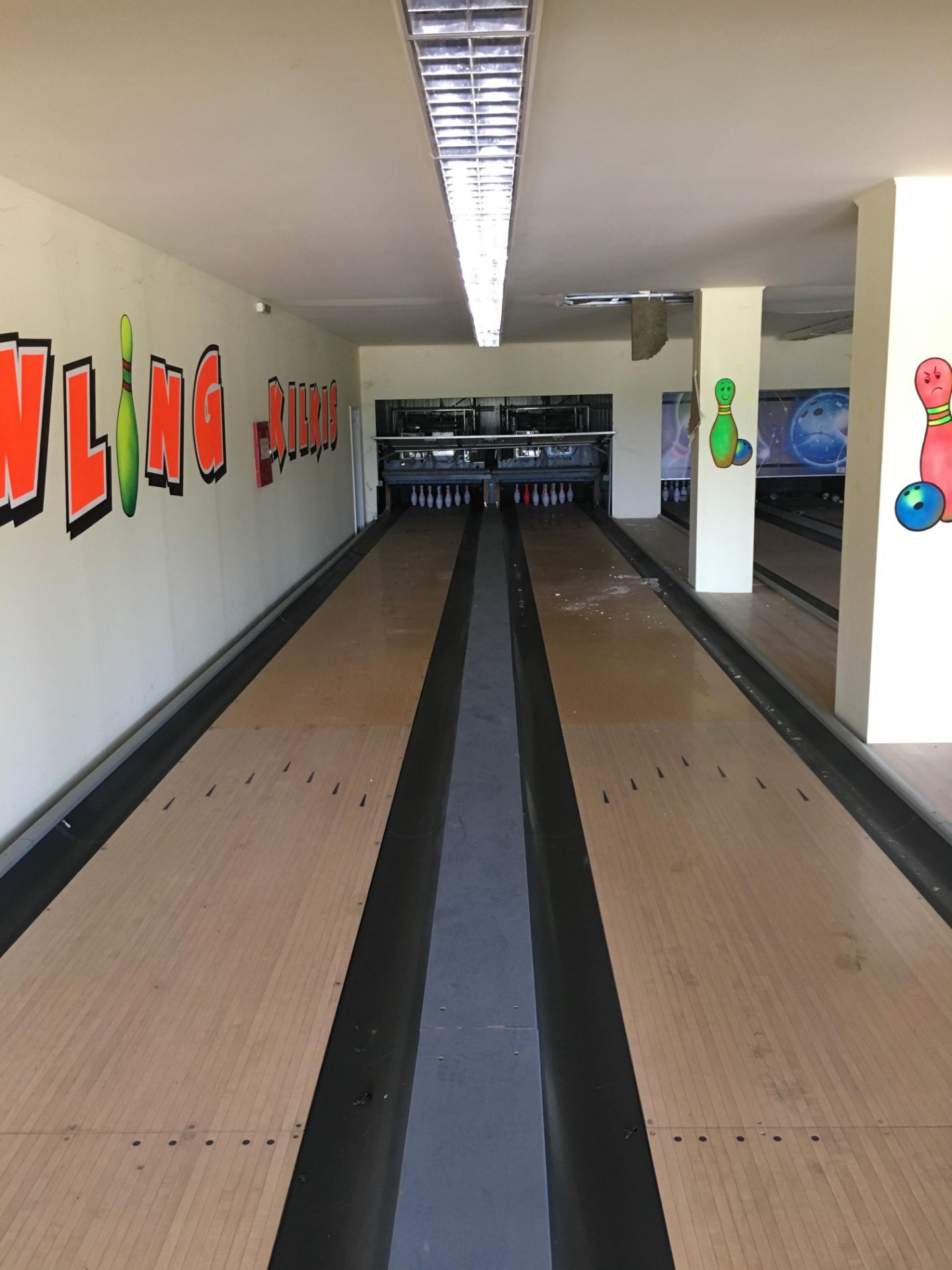 Complete Bowling Facility 4 Lanes Brunswick ( Building Not for Sale) - Image 35 of 86