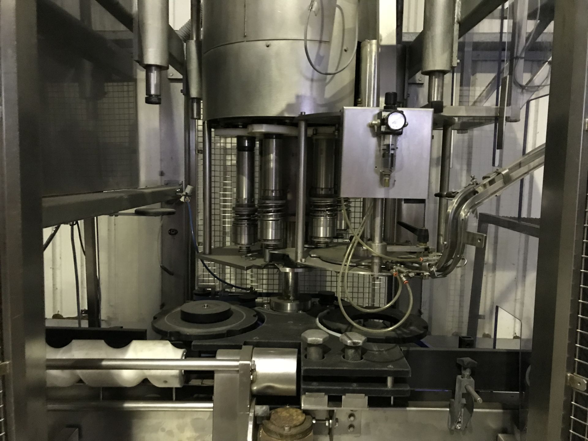 Hema MR6/10 Rotary bottle filler & Zalkin / Krones CA3 Six head rotary capper LOCATION UK - Image 13 of 22