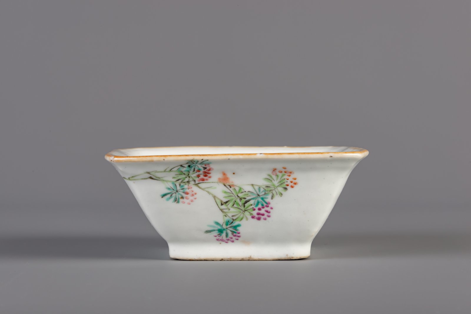A Chinese famille rose sweetmeat or rice table set with birds among flowers, 19th C. - Image 8 of 11