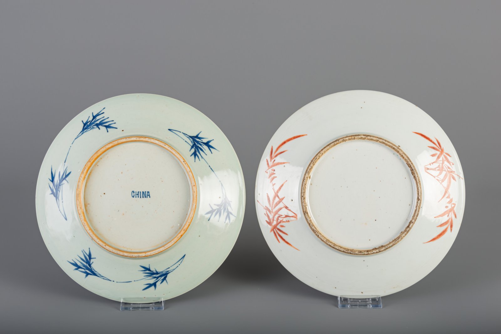 Three Chinese famille rose chargers and a blue and white charger, 19th C. - Image 5 of 5