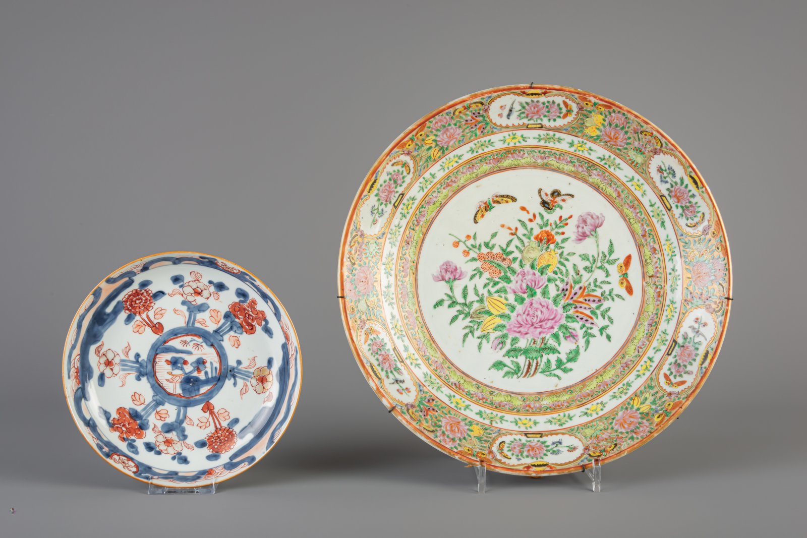 A varied collection of Chinese porcelain, 18th/19th C. - Image 2 of 13