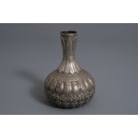 A Chinese silver vase with floral design, 'Dapi' mark, 20th C.