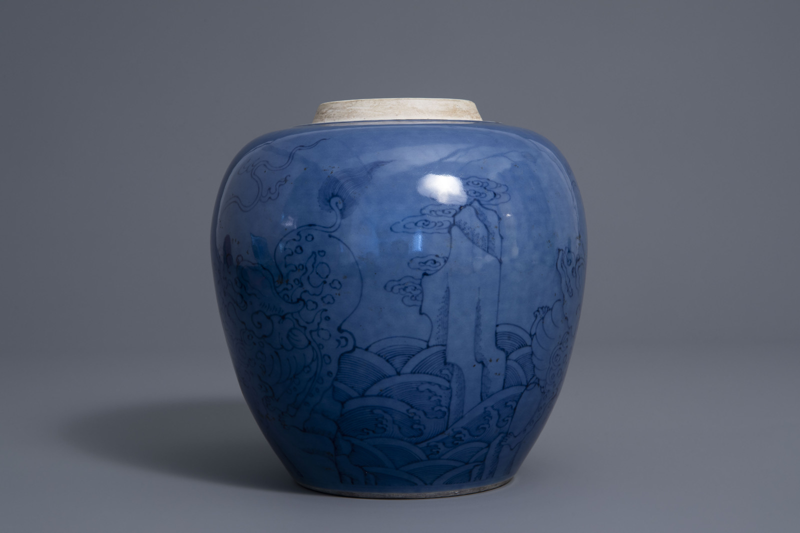 A Chinese blue ground ginger jar with two qilins, 19th/20th C. - Image 4 of 7