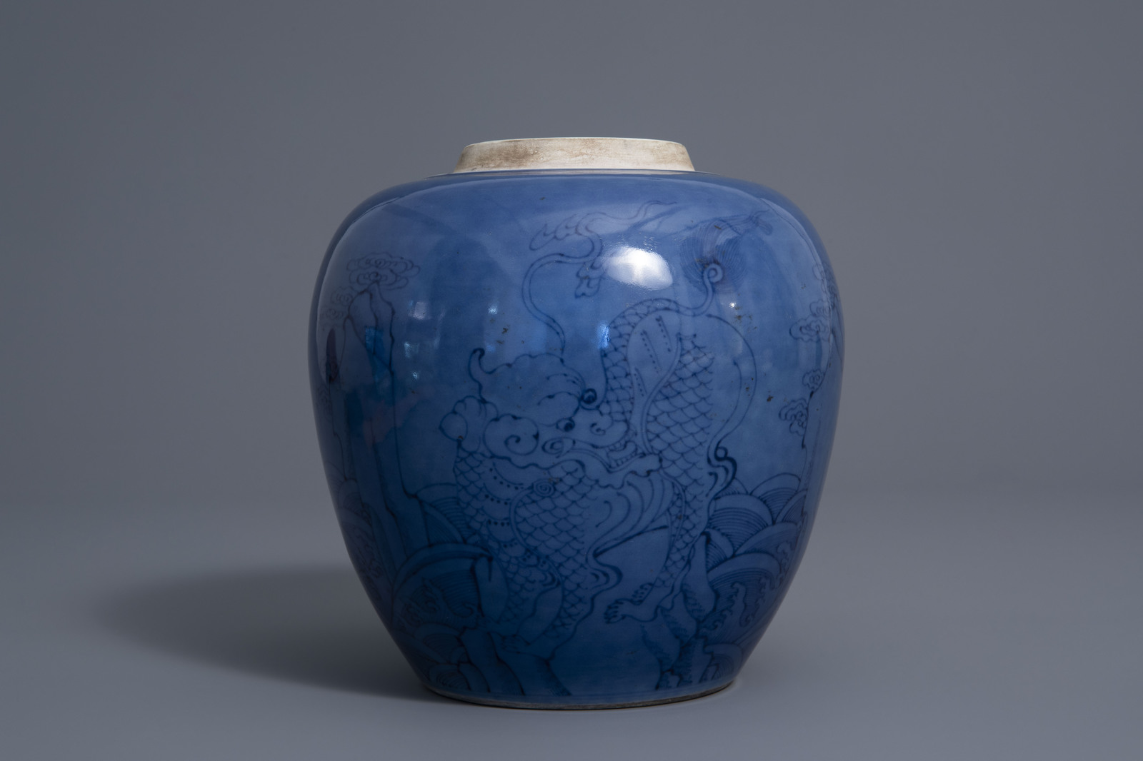 A Chinese blue ground ginger jar with two qilins, 19th/20th C. - Image 2 of 7