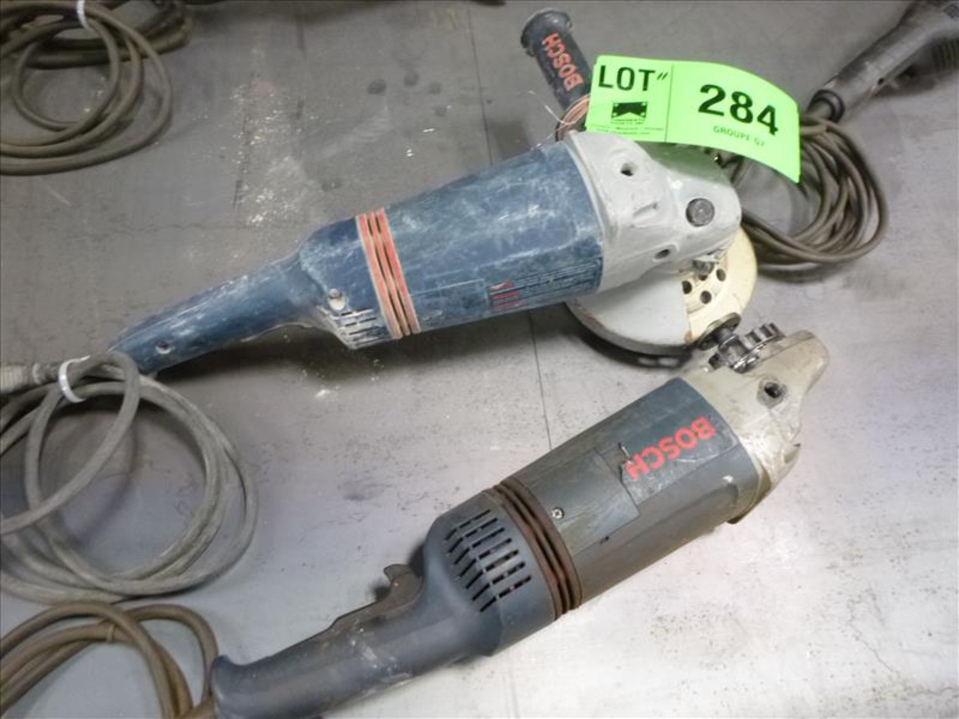 (2) Bosch disc grinders, 7 in. (located at 164 Rue Strathcona)