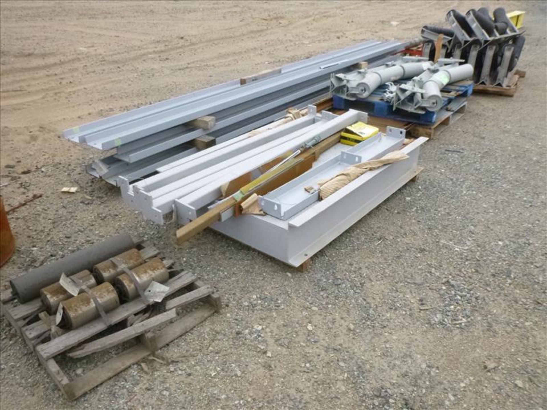 misc. conveyor components (located at 164 Rue Strathcona) - Image 2 of 2