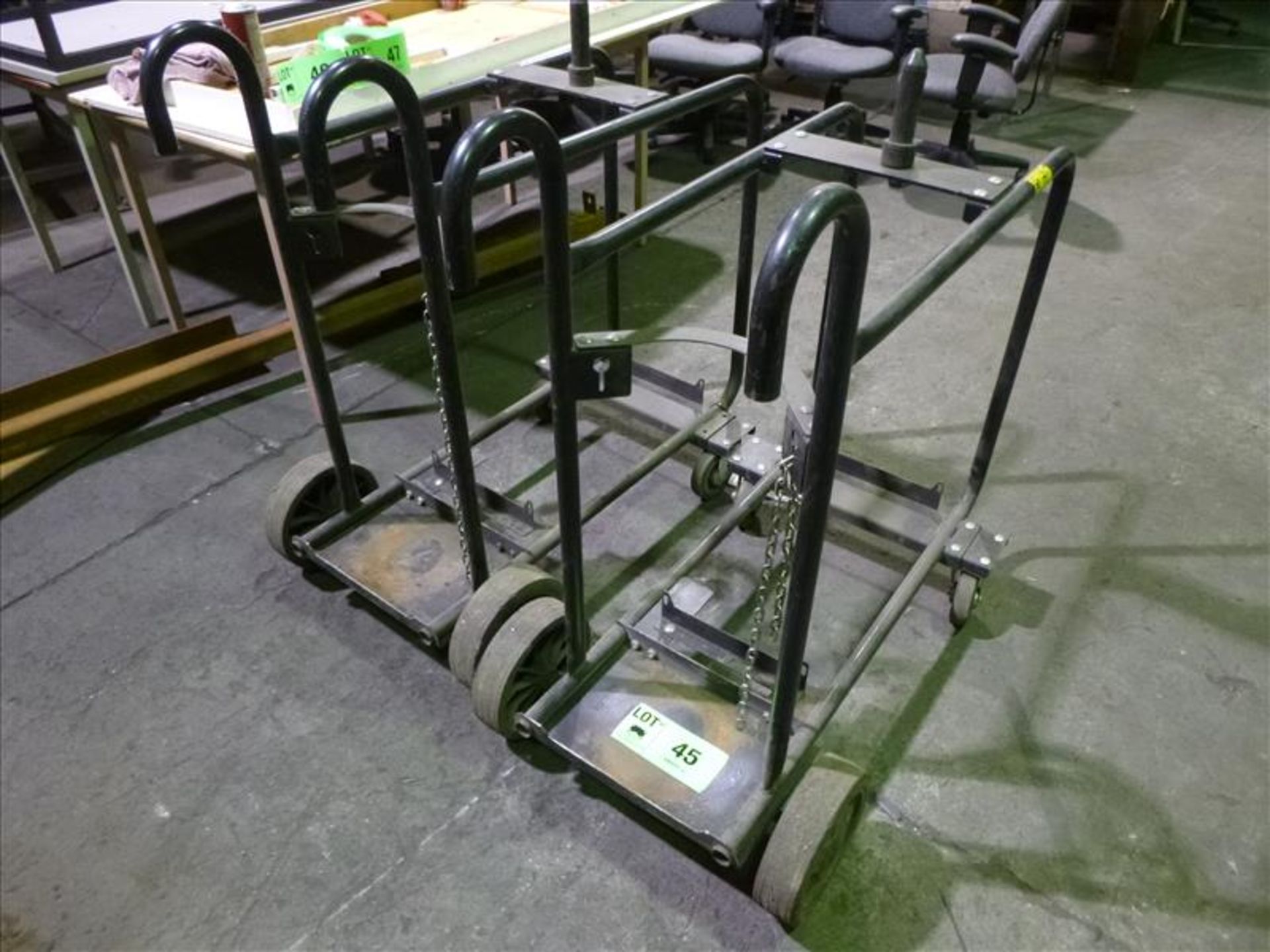 (2) welding carts (located at 470 Rue Ottis)