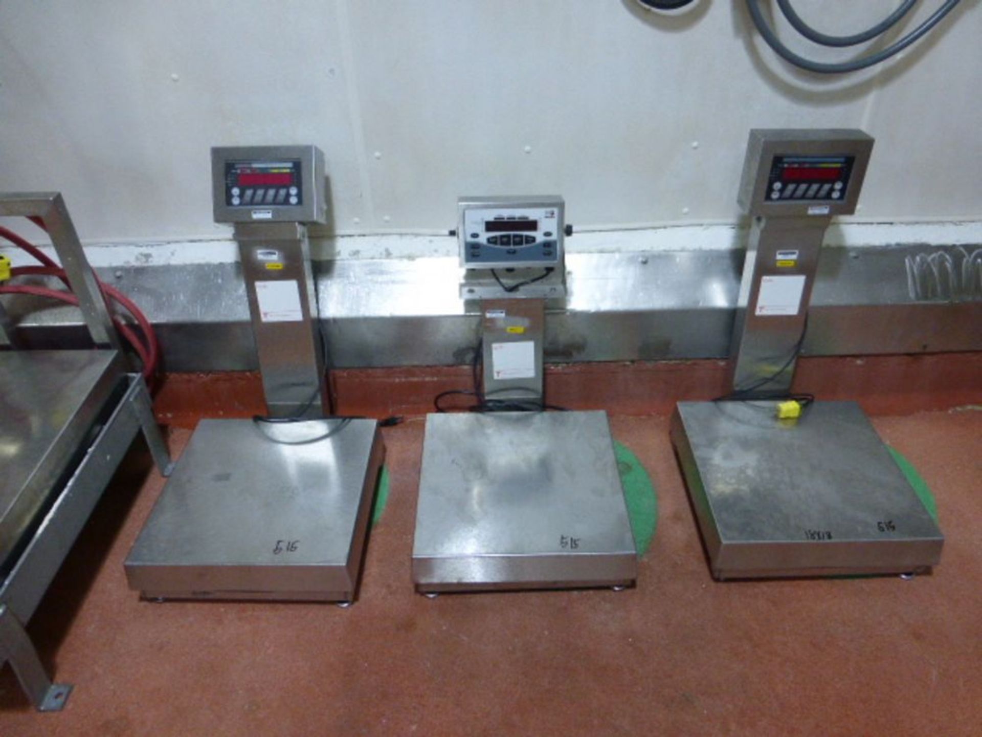 (4) Table scales mod. no. Rice Lakes with (3) 18 in x 18 in and (1) 22 in x 28 in stainless platform - Image 2 of 3