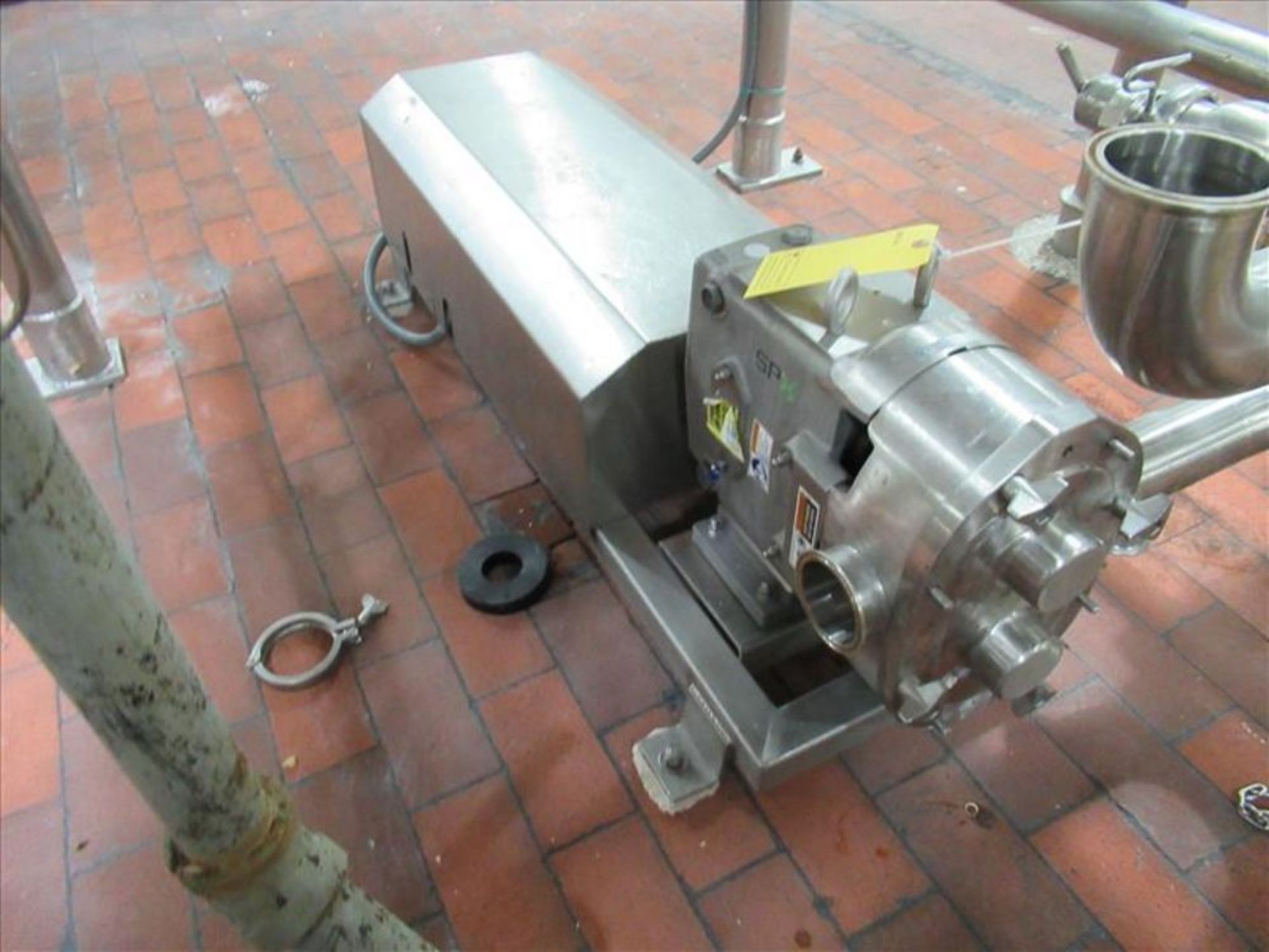 Waukesha positive displacement pump mod. no. 130-U1 ser. no. 100000-3329865 - 2018 stainless head