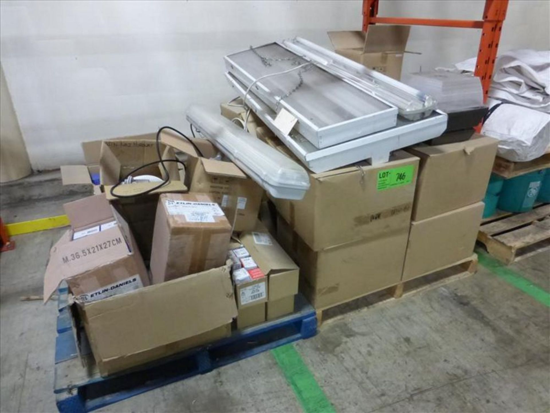 (2) Soup Dolly, (1) Stainless Cart, including tarps, lighting fixtures, steel plates [2nd Flr Cage - Image 5 of 7