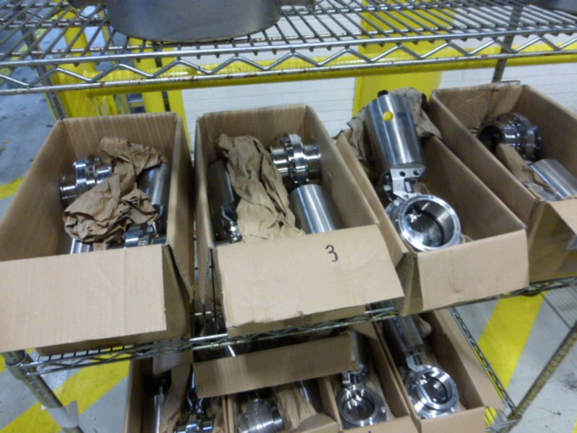 (7) Guth stainless 4 in pneumatic valve (316) [1st Flr Main Shipping Area]