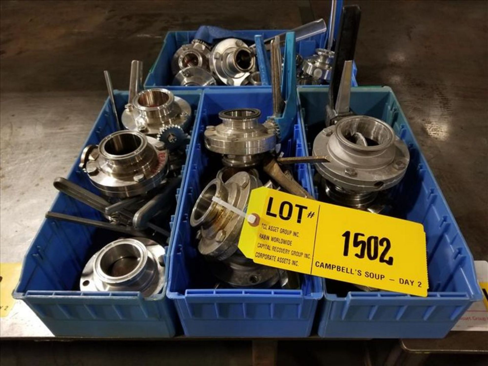 (22) assorted butterfly valves - approx (14) 2 in. (7) 1 1/2 in. (1) 1/2 in. - Image 5 of 5