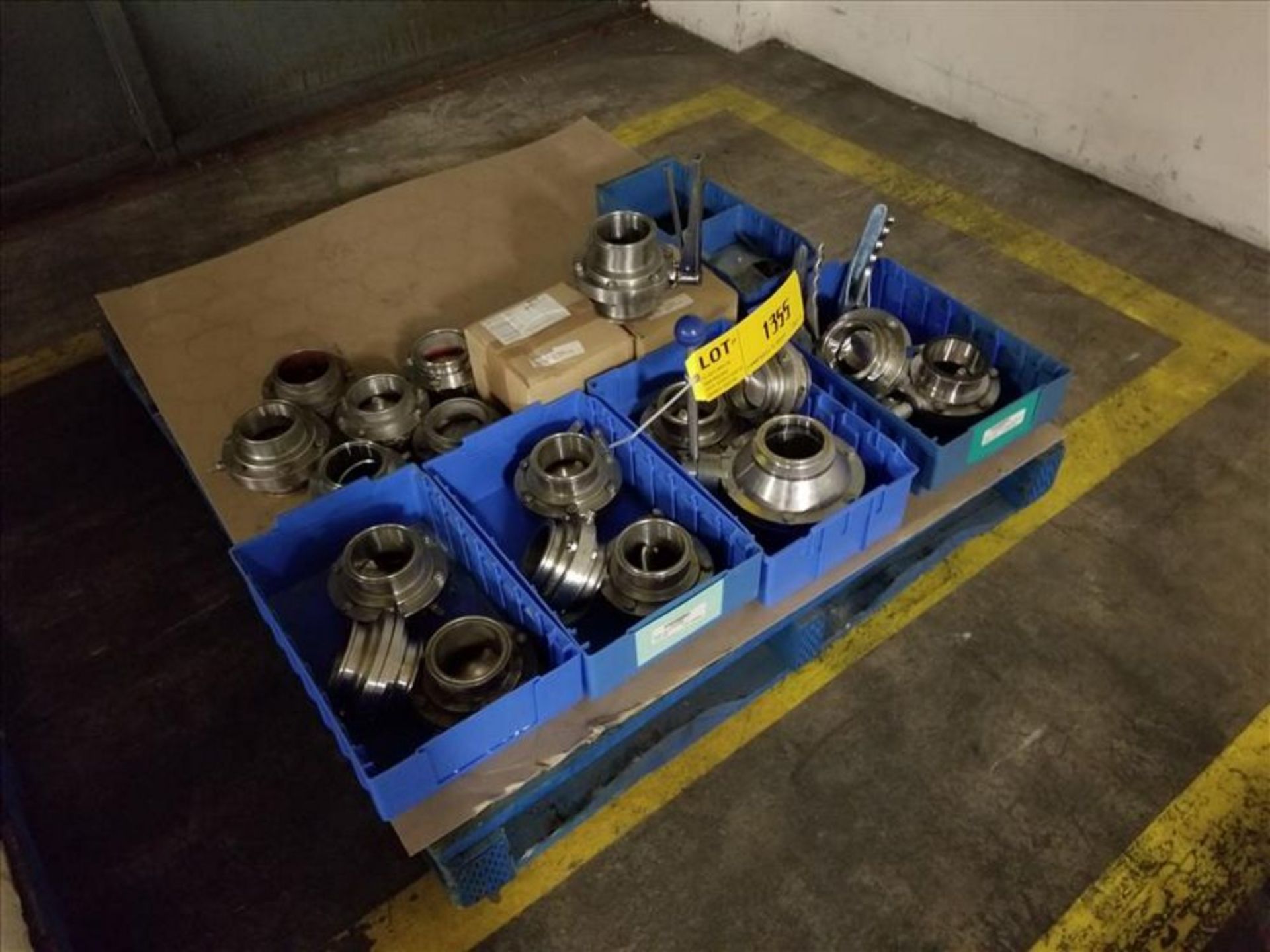 (21) 3 in Stainless Butterfly Valves [Across from 1st Flr Cage Area] - Image 4 of 6