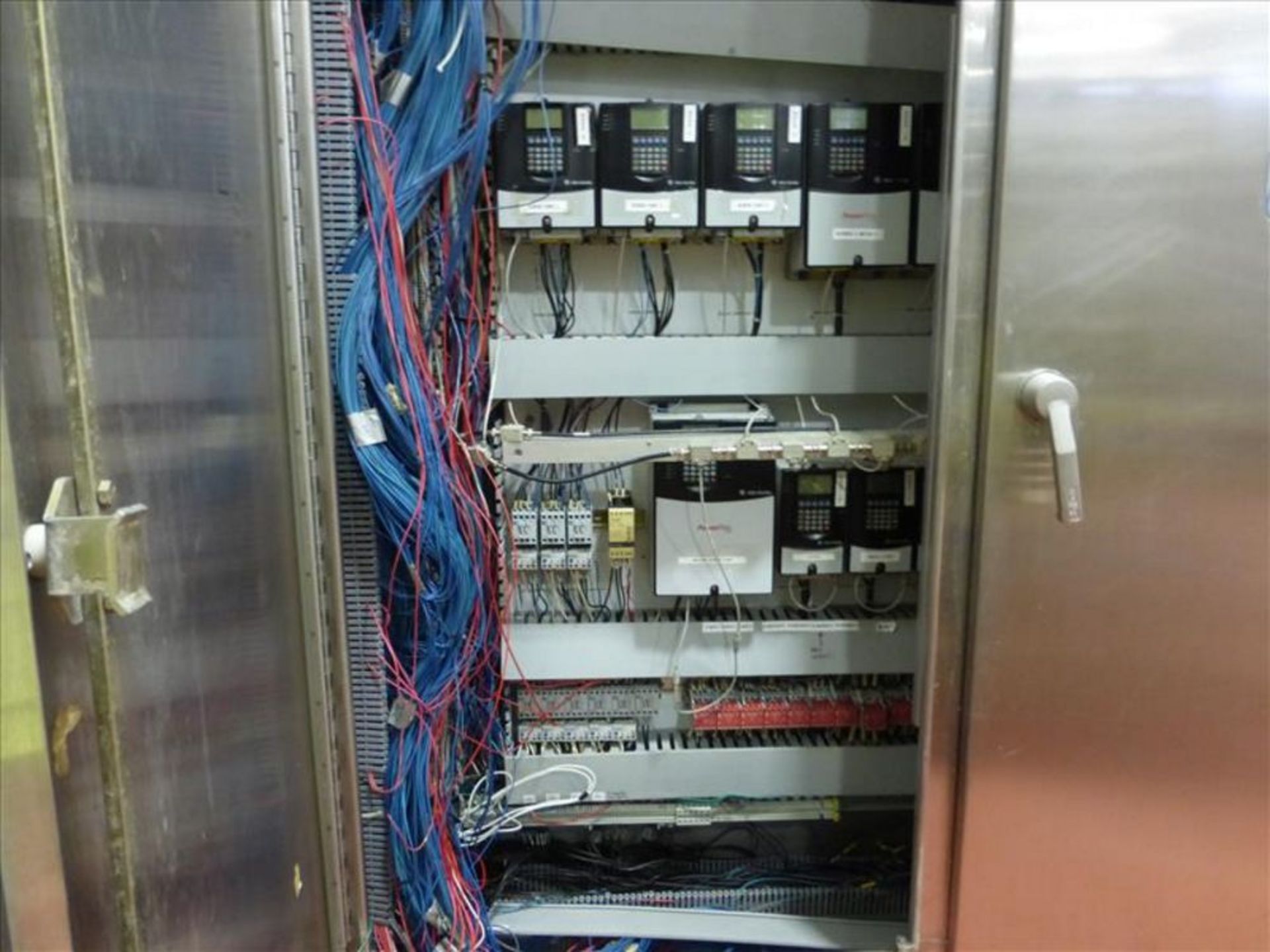 Demaco breaker dept control panels 3 doors stainless with integrated AB Control Logix processor, - Image 3 of 4
