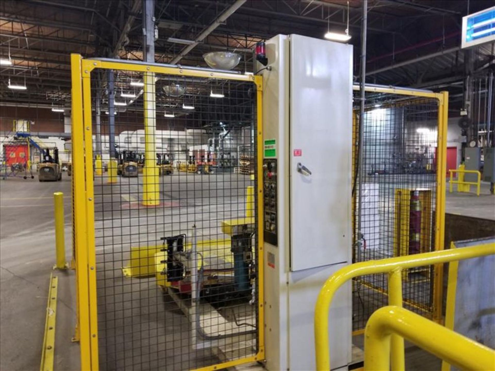 Miller Pallet Stretch Wrapper w. Electric Sensor Safety Cage, Mod. No 703, Ser. No XX (Loading - Image 8 of 9