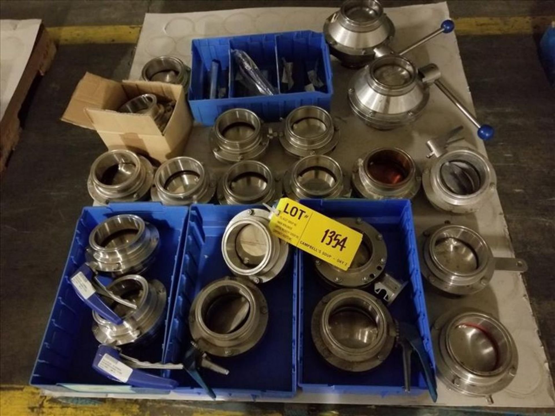 (20) 4 in Stainless Butterfly Valves [Across from 1st Flr Cage Area] - Image 2 of 5