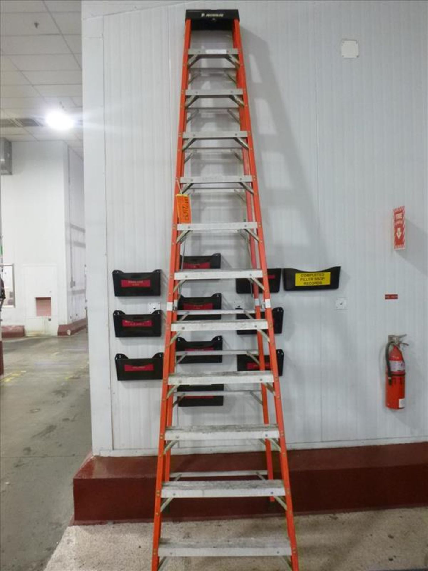 step ladder, 12 ft. [Warehouse]