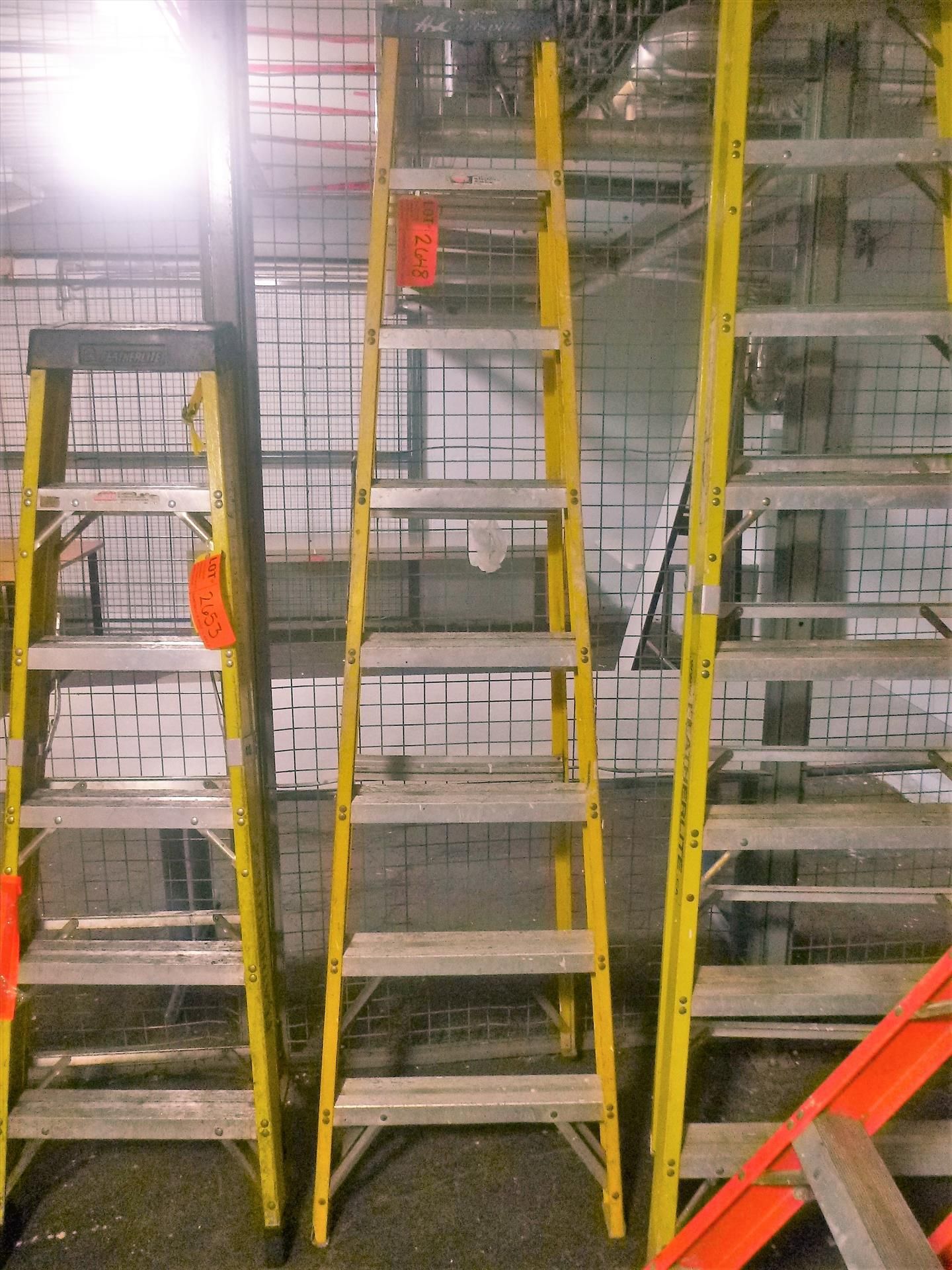 step ladder, 8 ft. [Warehouse]