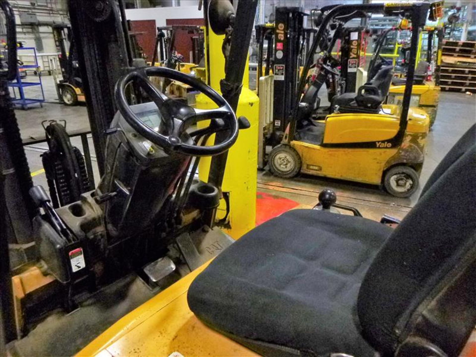 Caterpillar fork lift truck, mod. EC25K, ser. no. A3EC230476, 48V electric, 4450 lbs cap., 188 in. - Image 3 of 4