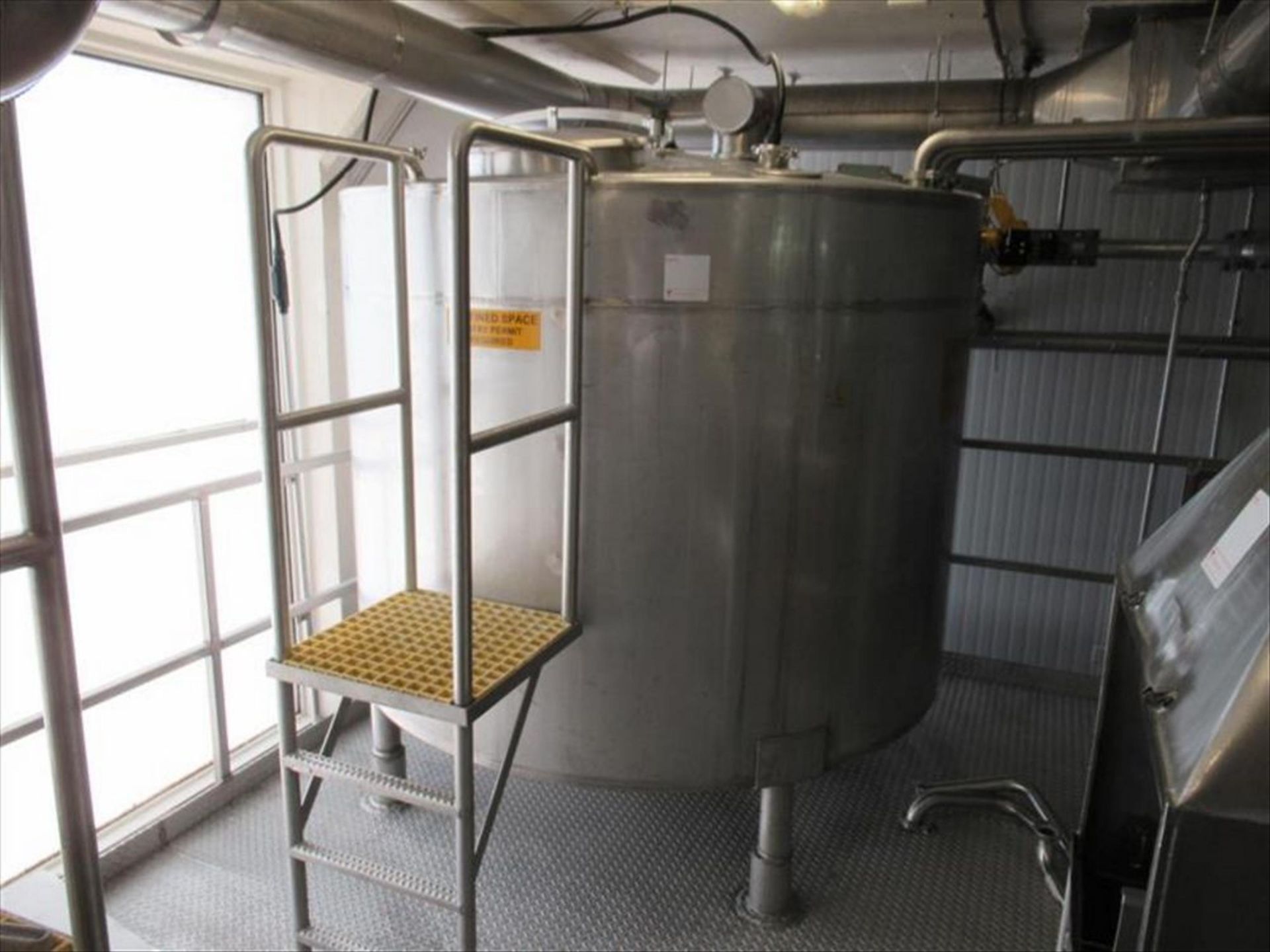 Hot water supply tank stainless, approx 6 ft dia x 6 ft h straight, cone top / bottom, 3 loop 2 in