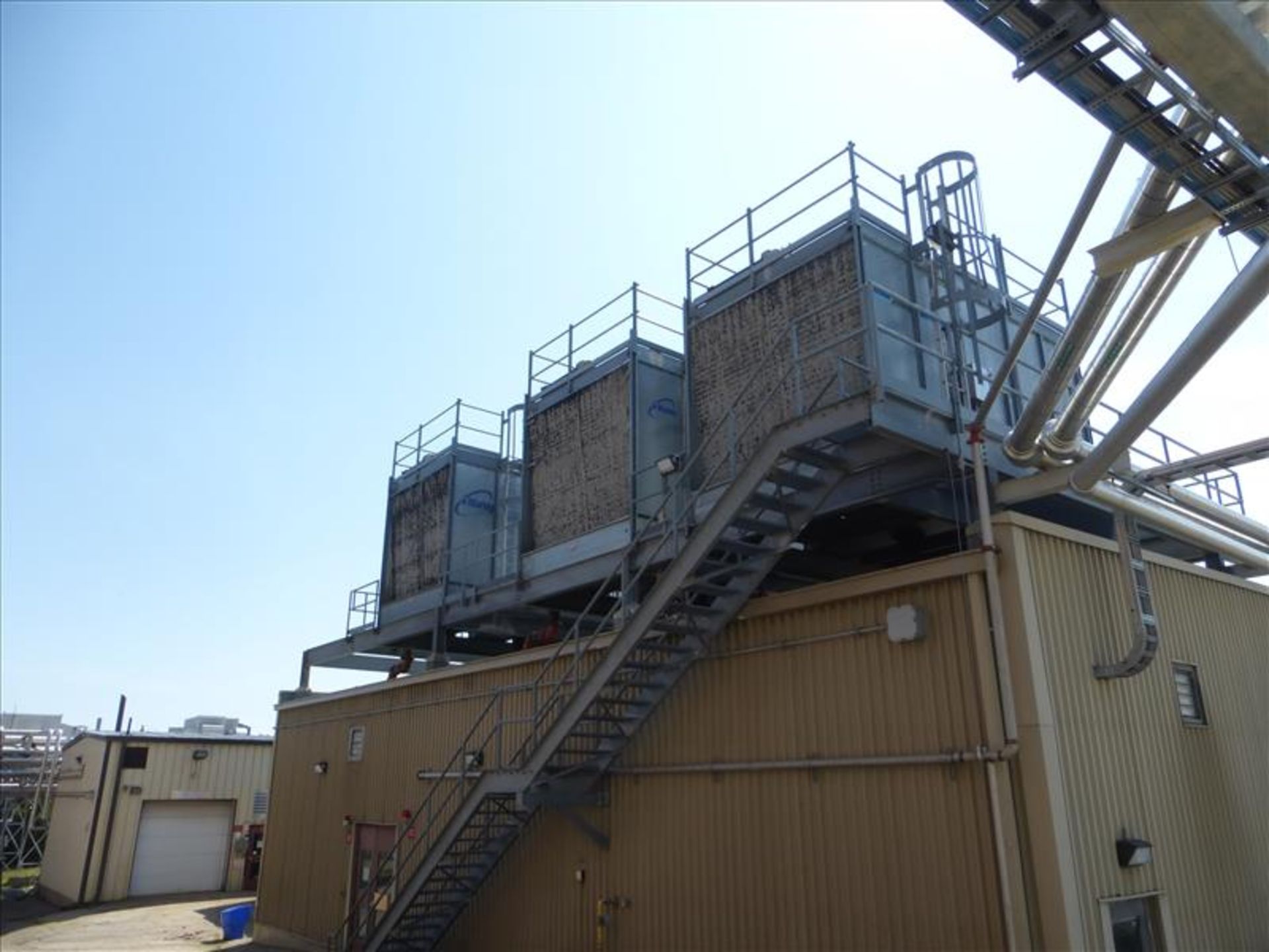 Marley NC Class 450 tonners, cooling tower module with 2 speed induced draft, single fan with TEFC