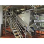 Thermoplastic hopper elevator conveyor approx 24 in w x 13 ft l x 14 ft h with flighted modular belt