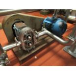 Waukesha positive displacement pump mod. no. 30 ser. no. 2965098 2hp/1740 drive motor, approx