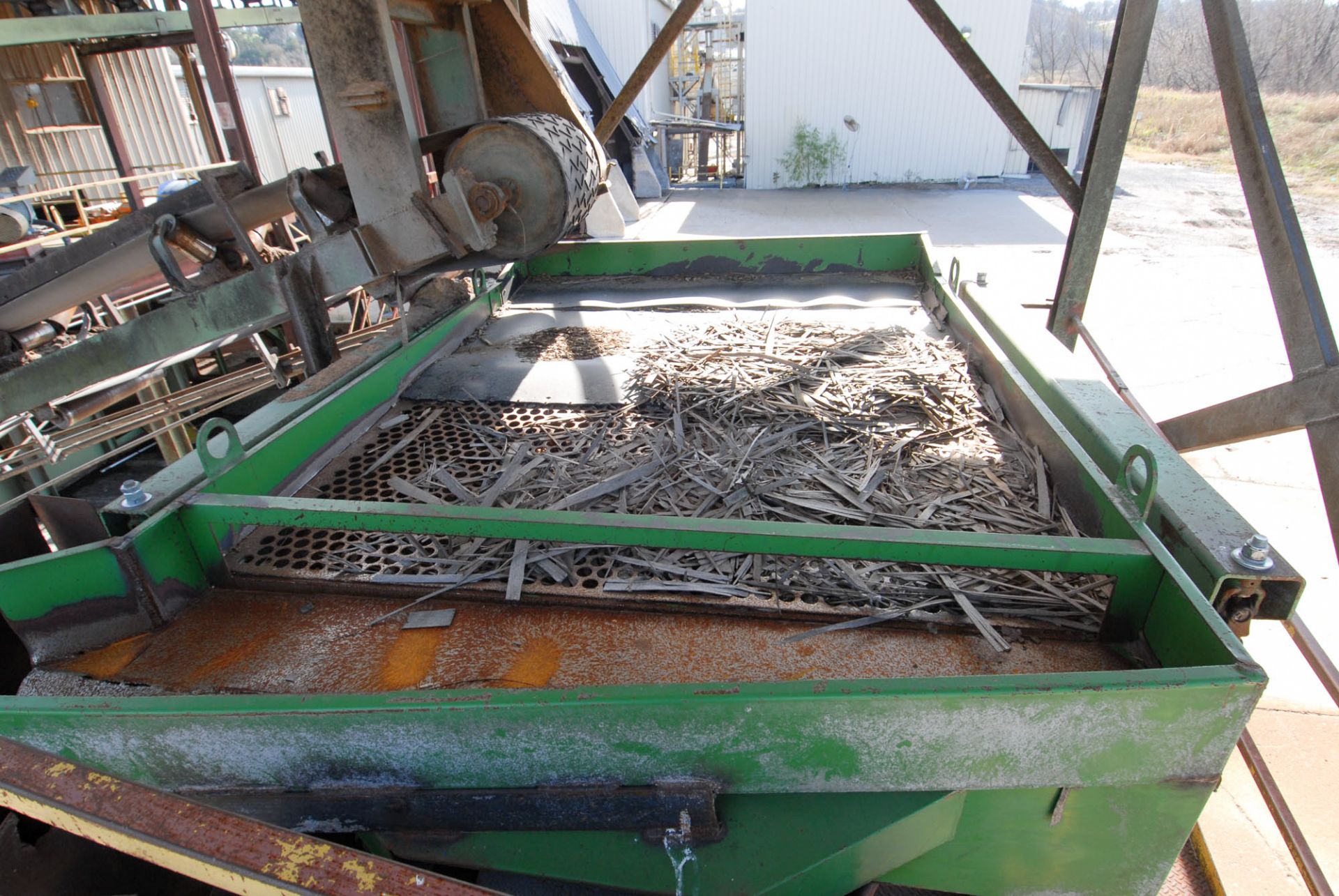 HUSKY PRECISION 7X7 WOOD CHIP SHAKER SCREEN S/N: N/A (CI) - Image 2 of 2