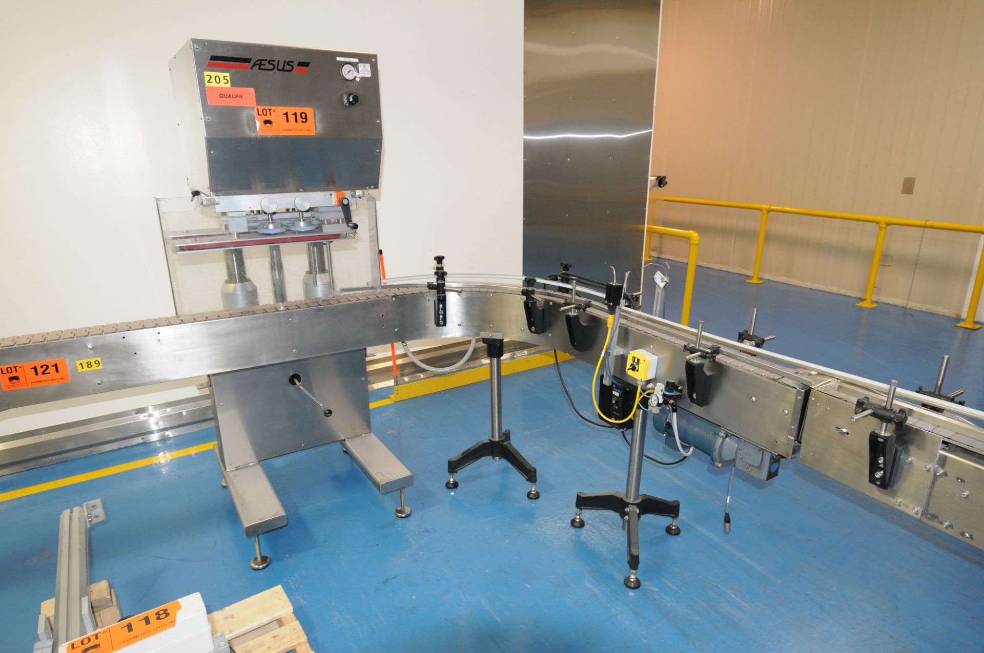 STAINLESS STEEL U-SHAPED SANITARY CONVEYOR WITH APPROX. 4" X 21', FLEX COMPOSITE BELT, VARIABLE - Image 3 of 3