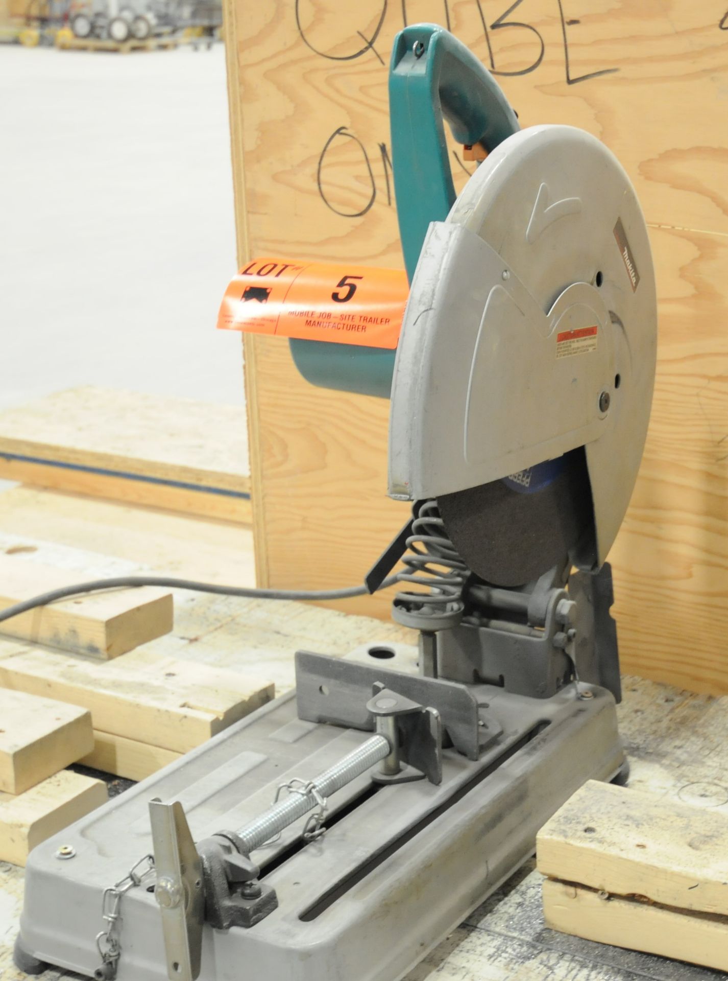 MAKITA 14" ABRASIVE CUT OFF SAW WITH ROLLING STAND, S/N: N/A - Image 2 of 2